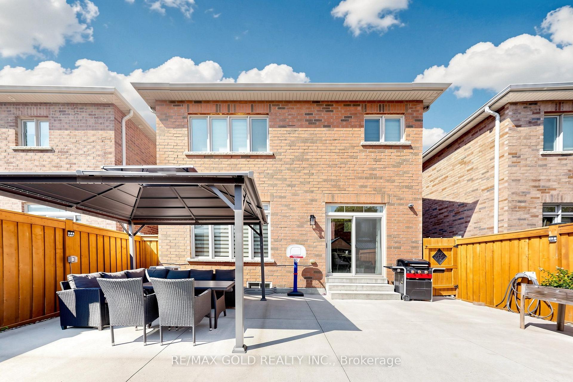 Photo 48 of 13 Fringetree Road, Brampton, Sandringham-Wellington North — HOMEH