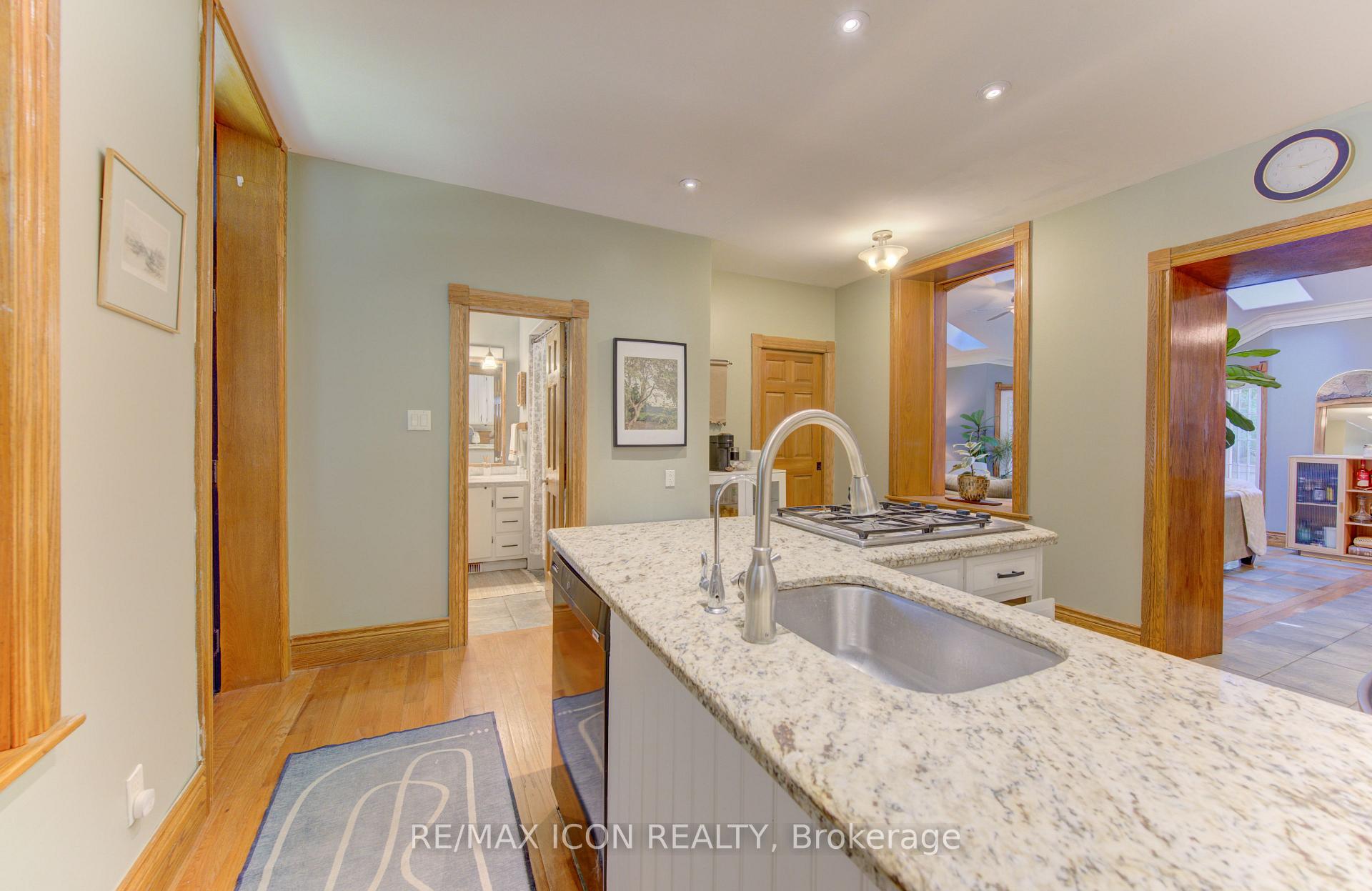 Photo 23 of 63 Birch Street, Cambridge, Christopher-Champlain — HOMEH