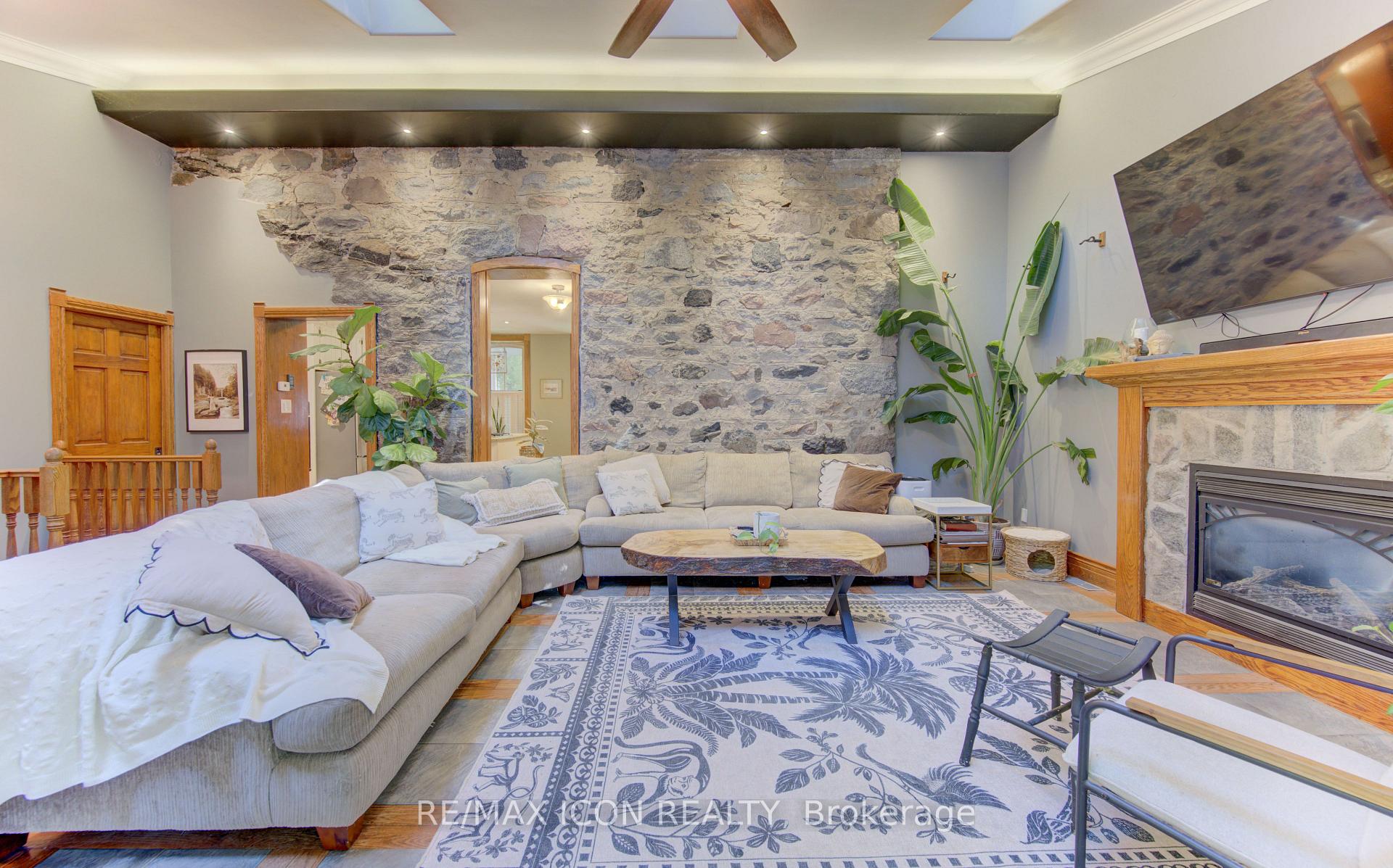 Photo 26 of 63 Birch Street, Cambridge, Christopher-Champlain — HOMEH