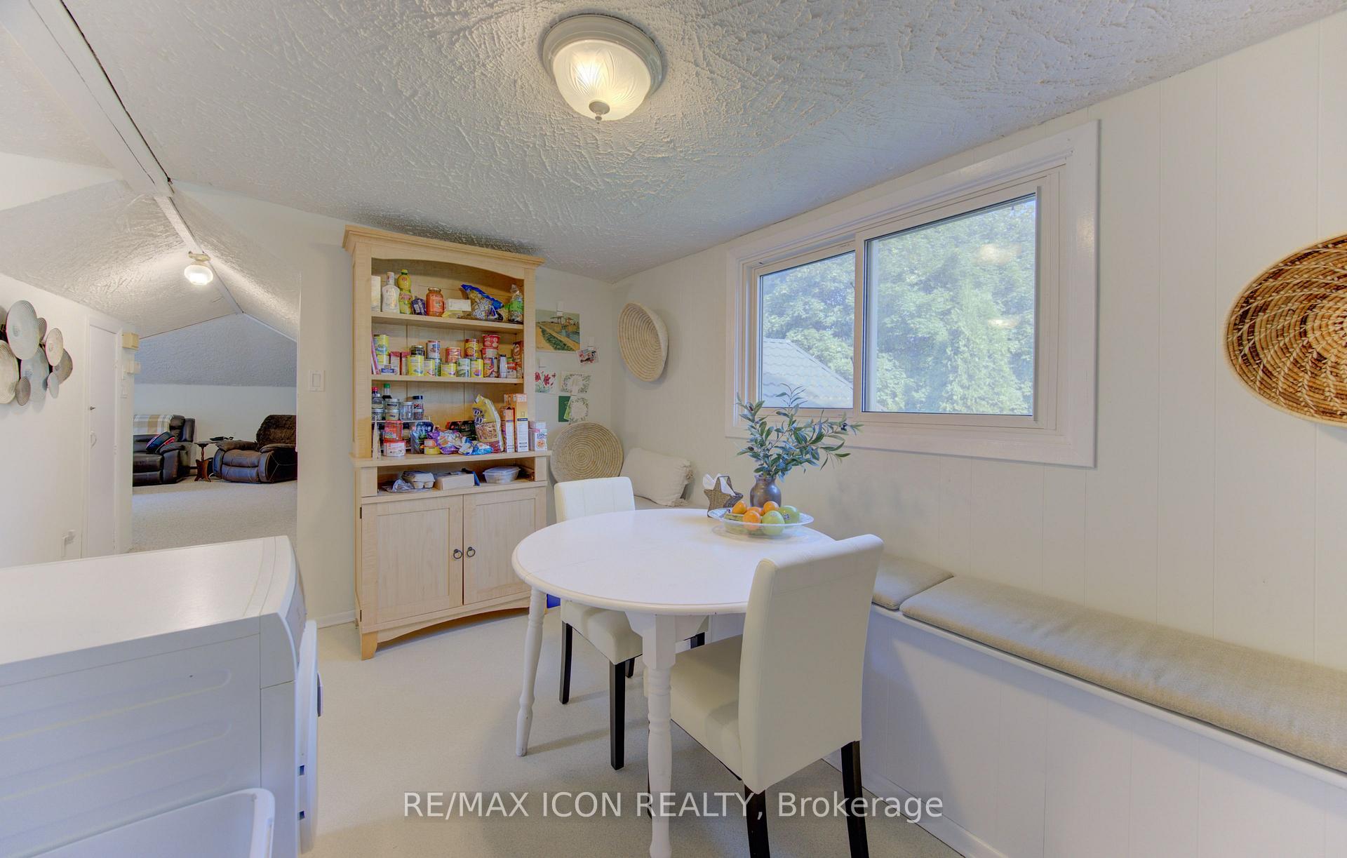 Photo 33 of 63 Birch Street, Cambridge, Christopher-Champlain — HOMEH