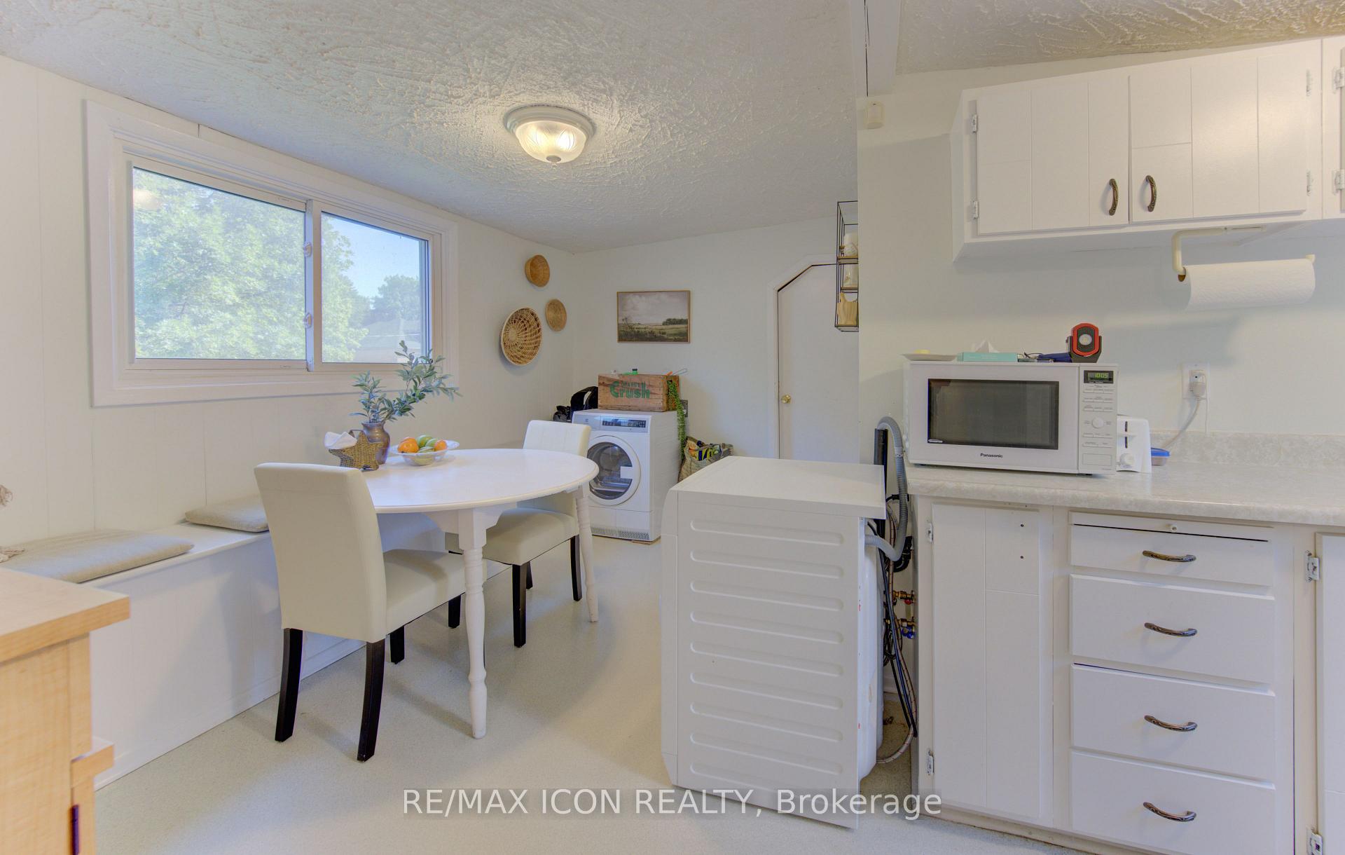 Photo 36 of 63 Birch Street, Cambridge, Christopher-Champlain — HOMEH