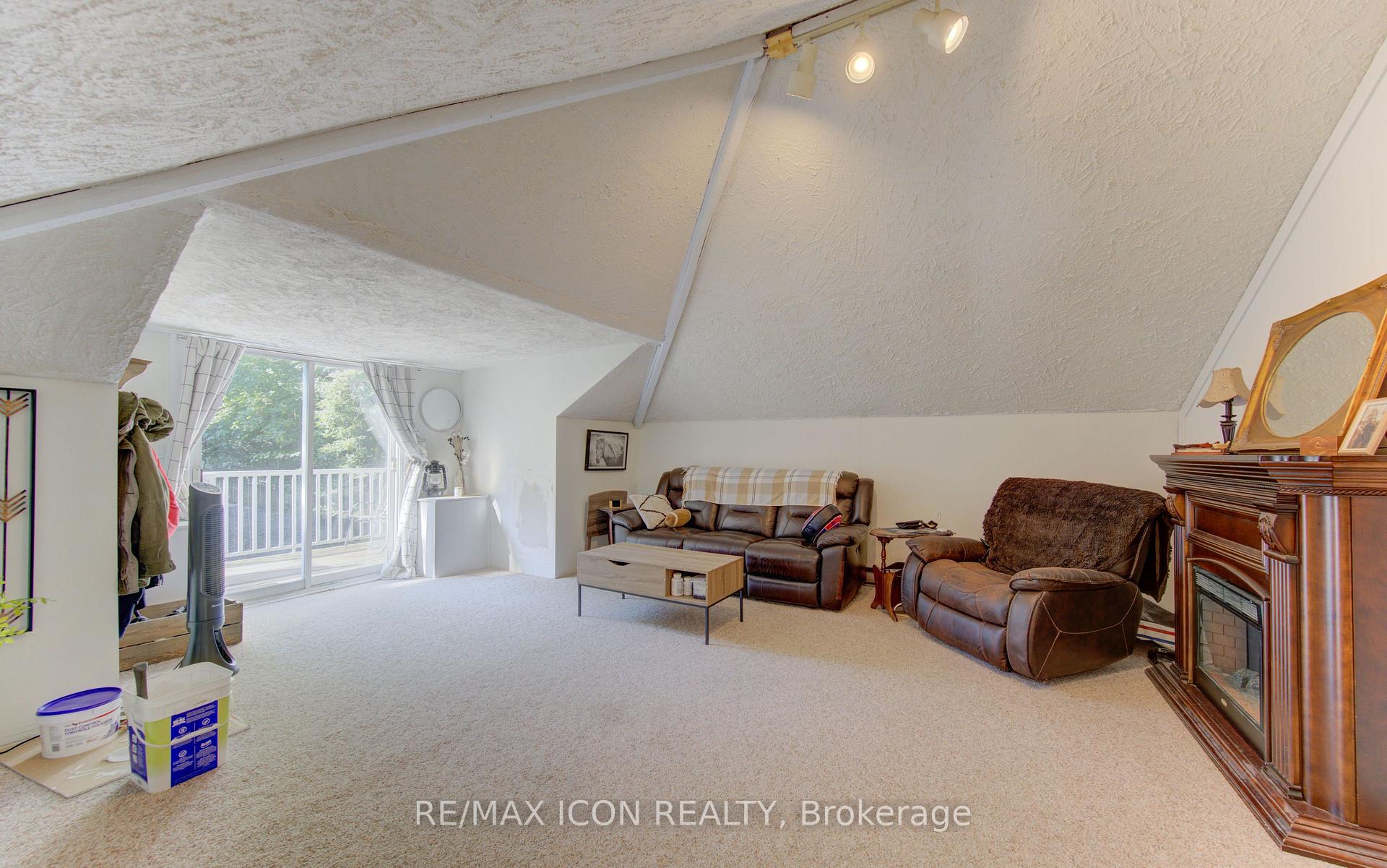 Photo 38 of 63 Birch Street, Cambridge, Christopher-Champlain — HOMEH