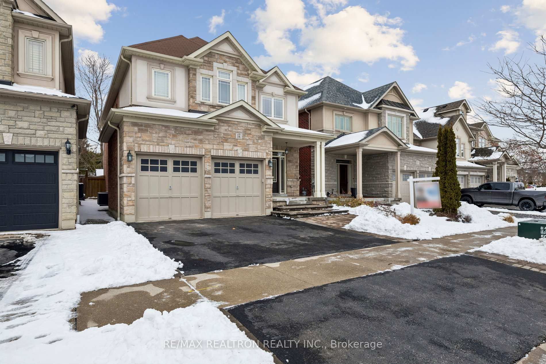 Photo 1 of 12 Promenade Drive, Whitby, Taunton North — HOMEH