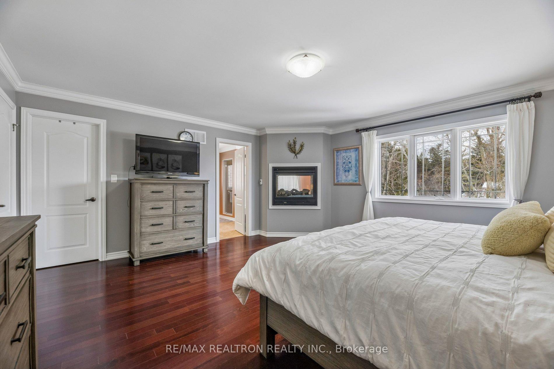 Photo 18 of 12 Promenade Drive, Whitby, Taunton North — HOMEH