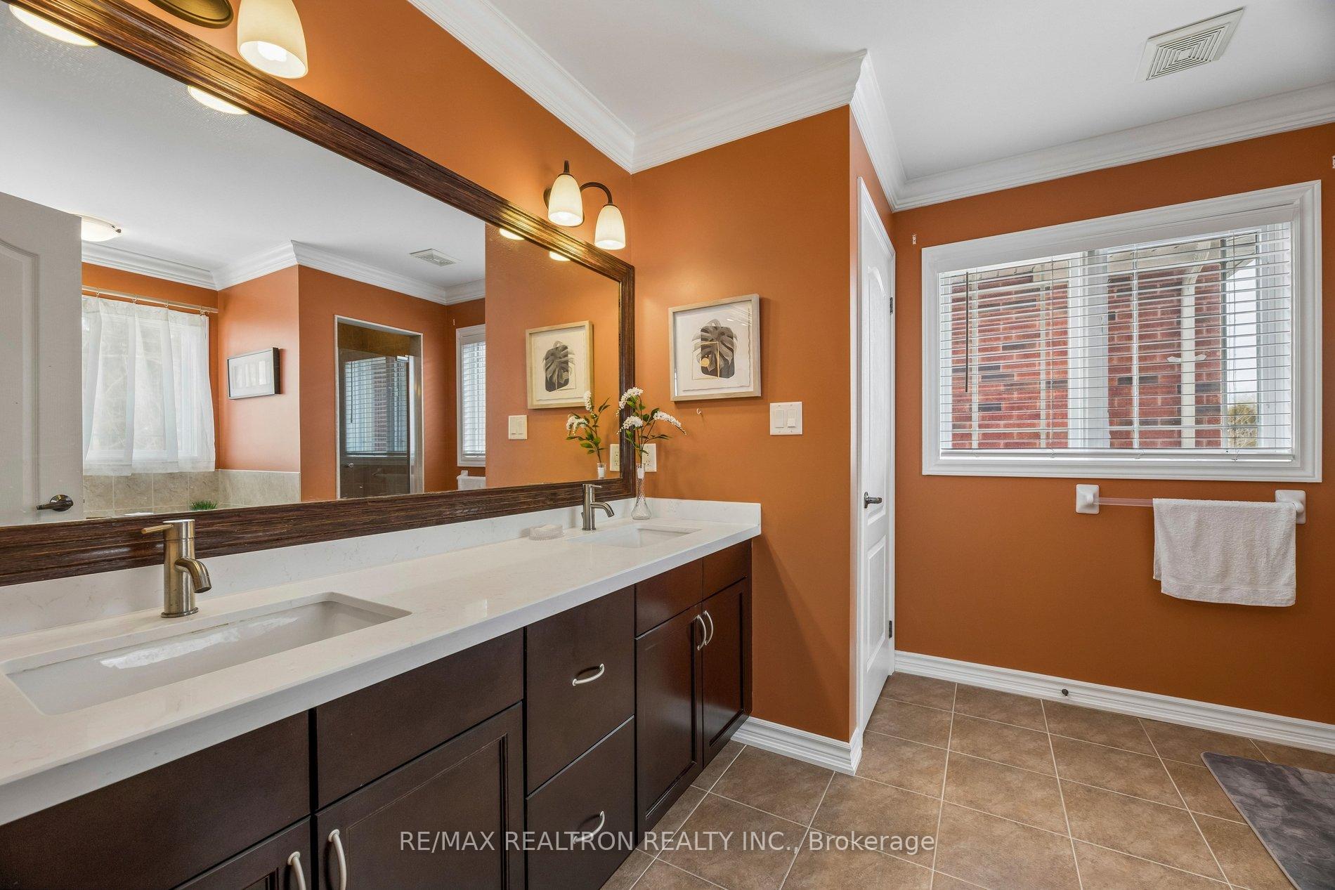 Photo 20 of 12 Promenade Drive, Whitby, Taunton North — HOMEH