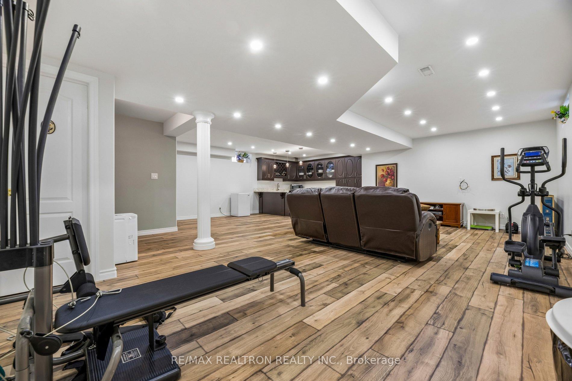 Photo 27 of 12 Promenade Drive, Whitby, Taunton North — HOMEH