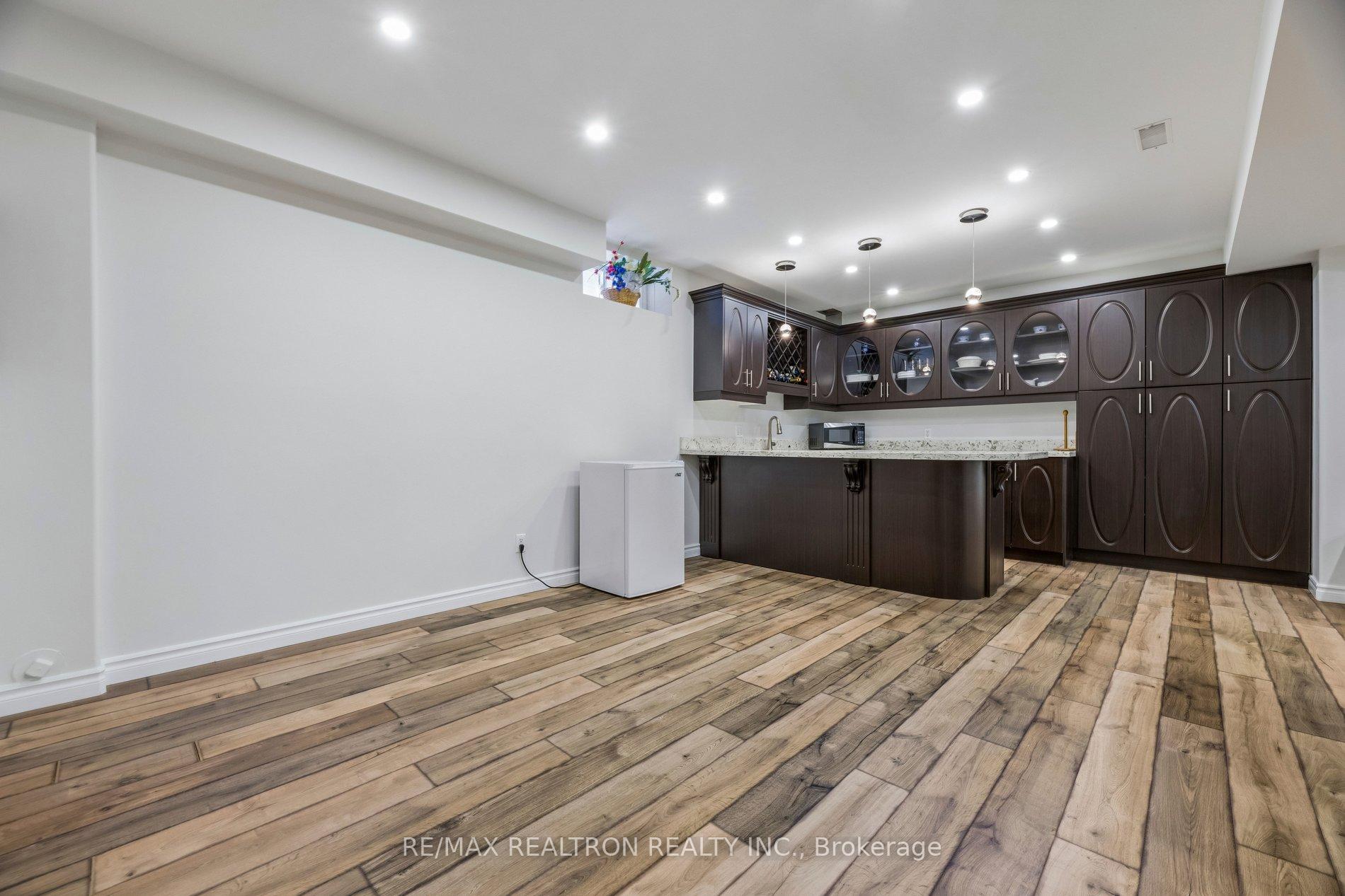 Photo 30 of 12 Promenade Drive, Whitby, Taunton North — HOMEH