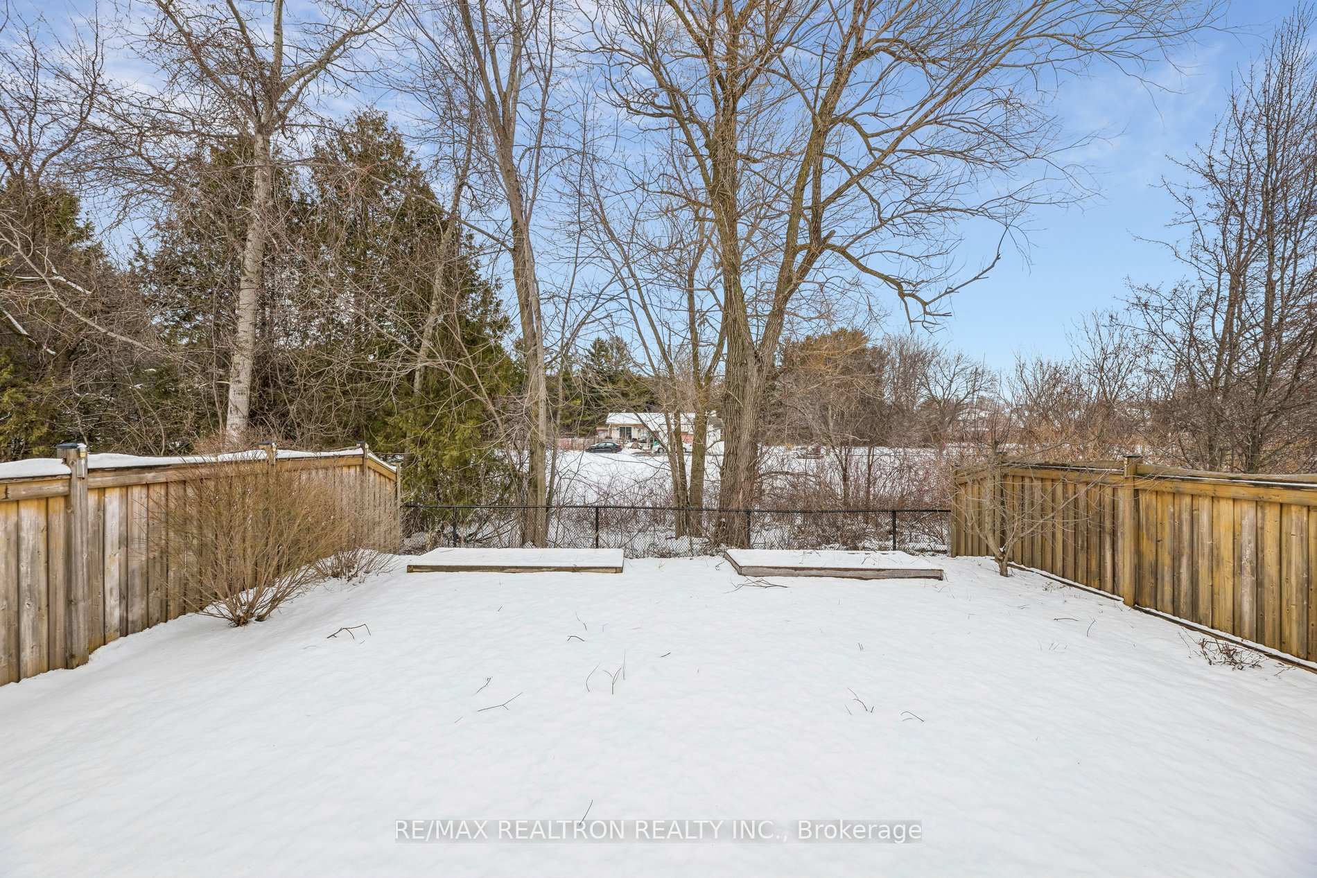 Photo 36 of 12 Promenade Drive, Whitby, Taunton North — HOMEH