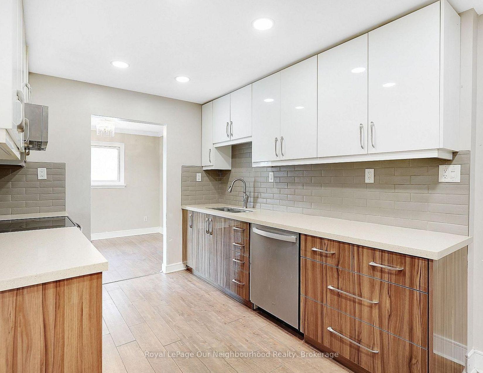 Photo 11 of 1669 Alwin Circle, Pickering, Village East — HOMEH