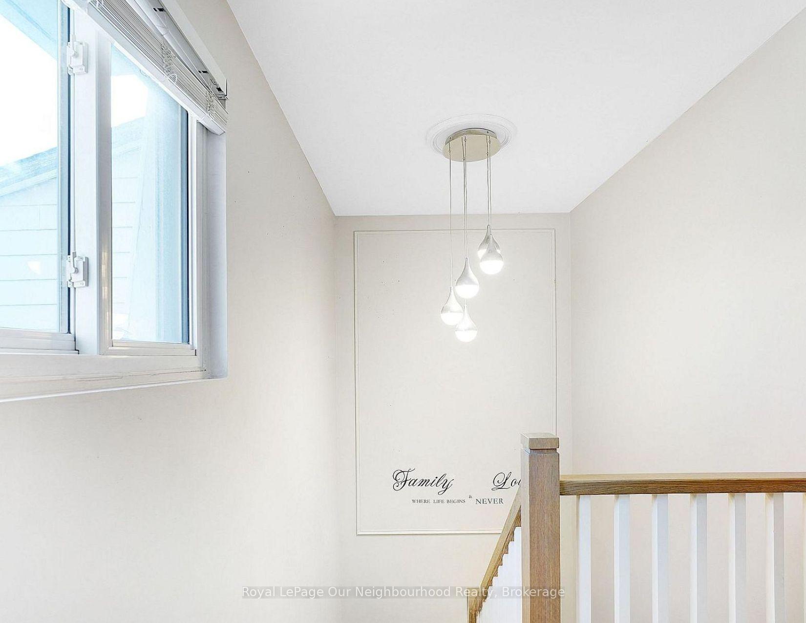 Photo 17 of 1669 Alwin Circle, Pickering, Village East — HOMEH