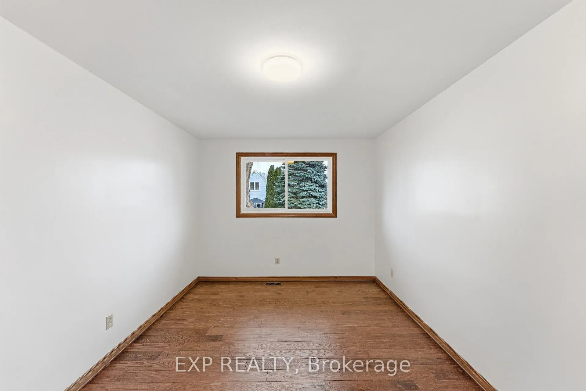 Photo 9 of 6049 Tampa Court, Niagara Falls, Church's Lane — HOMEH