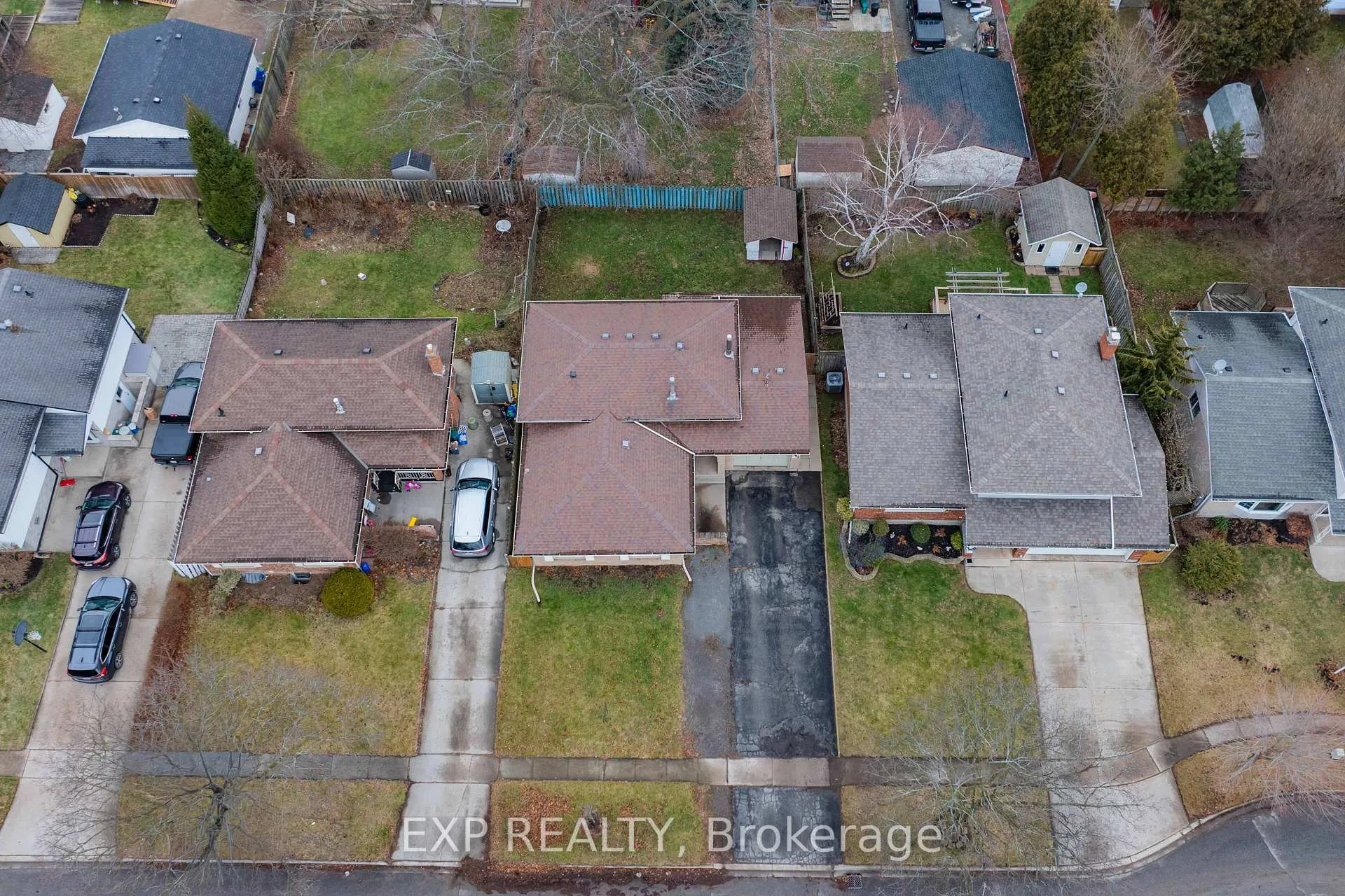 Photo 24 of 6049 Tampa Court, Niagara Falls, Church's Lane — HOMEH