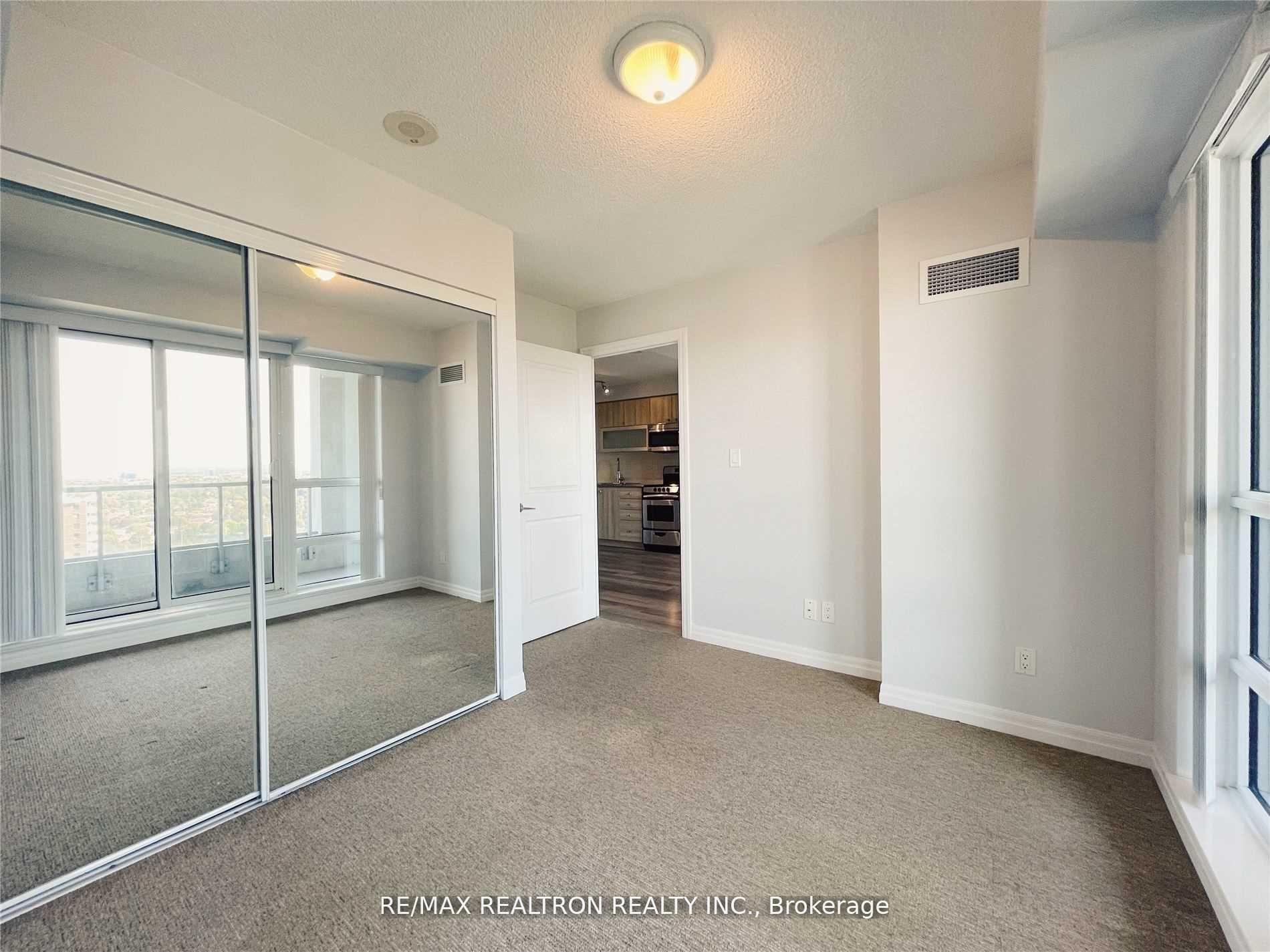 Photo 5 of Unit 2406, 2015 Sheppard Avenue E, North York, Henry Farm — HOMEH