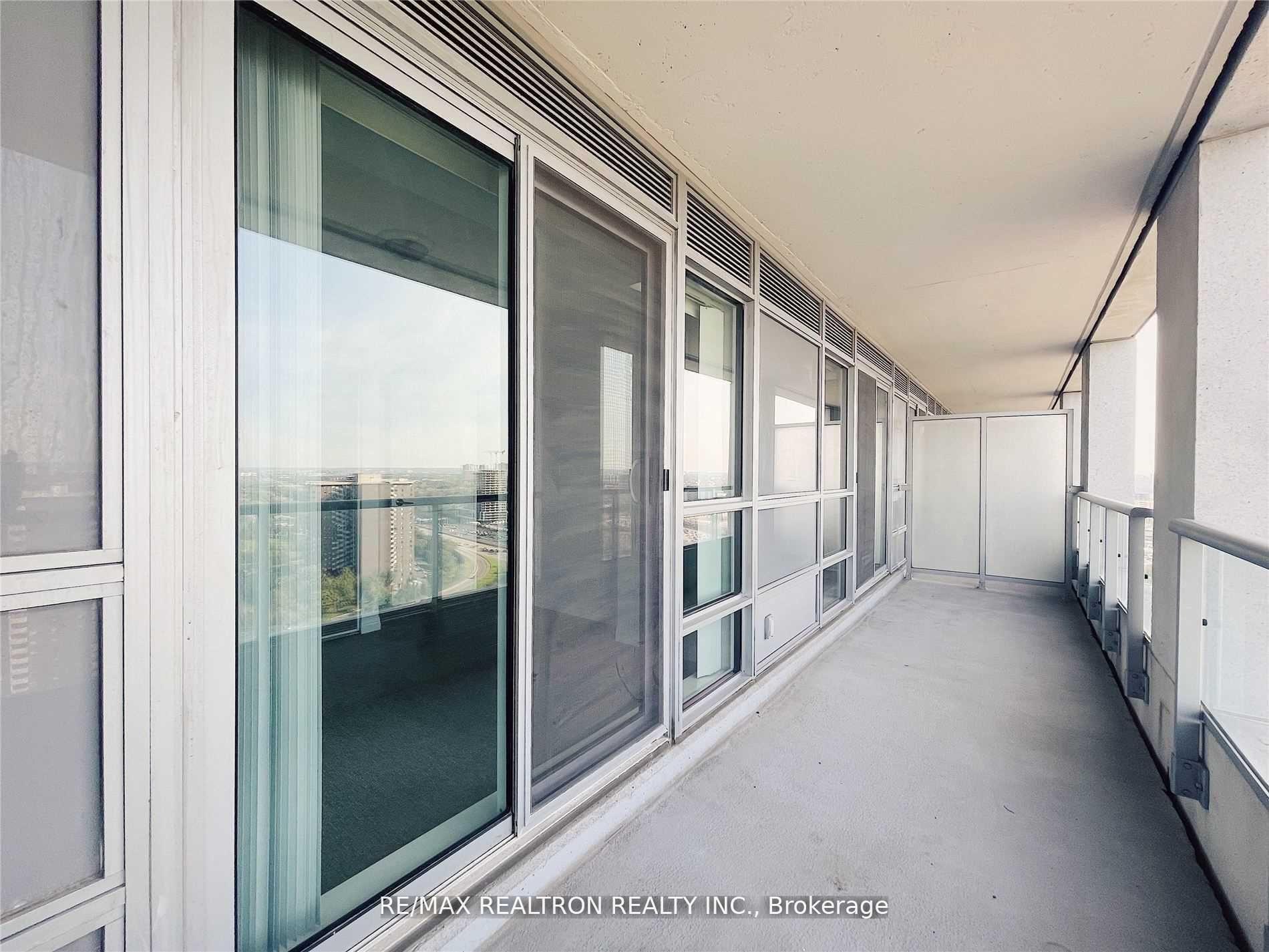 Photo 14 of Unit 2406, 2015 Sheppard Avenue E, North York, Henry Farm — HOMEH