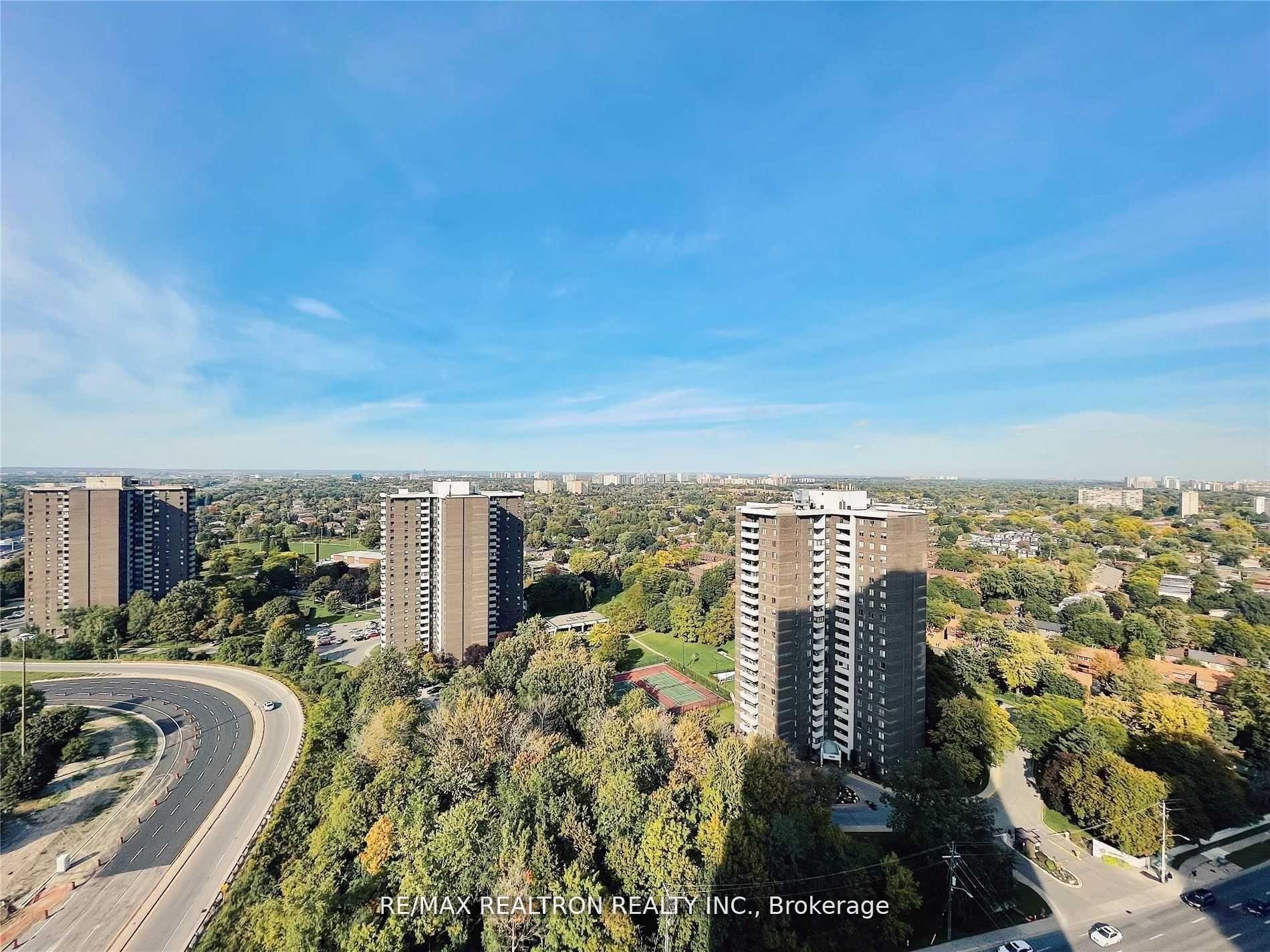 Photo 17 of Unit 2406, 2015 Sheppard Avenue E, North York, Henry Farm — HOMEH