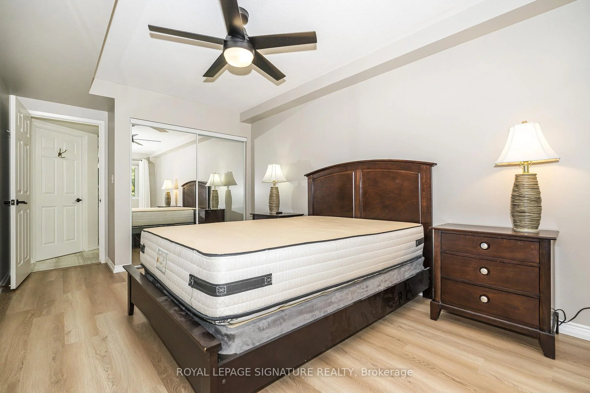 Photo 44 of Unit 204, 85 Wellington Street W, Aurora, Aurora Village — HOMEH
