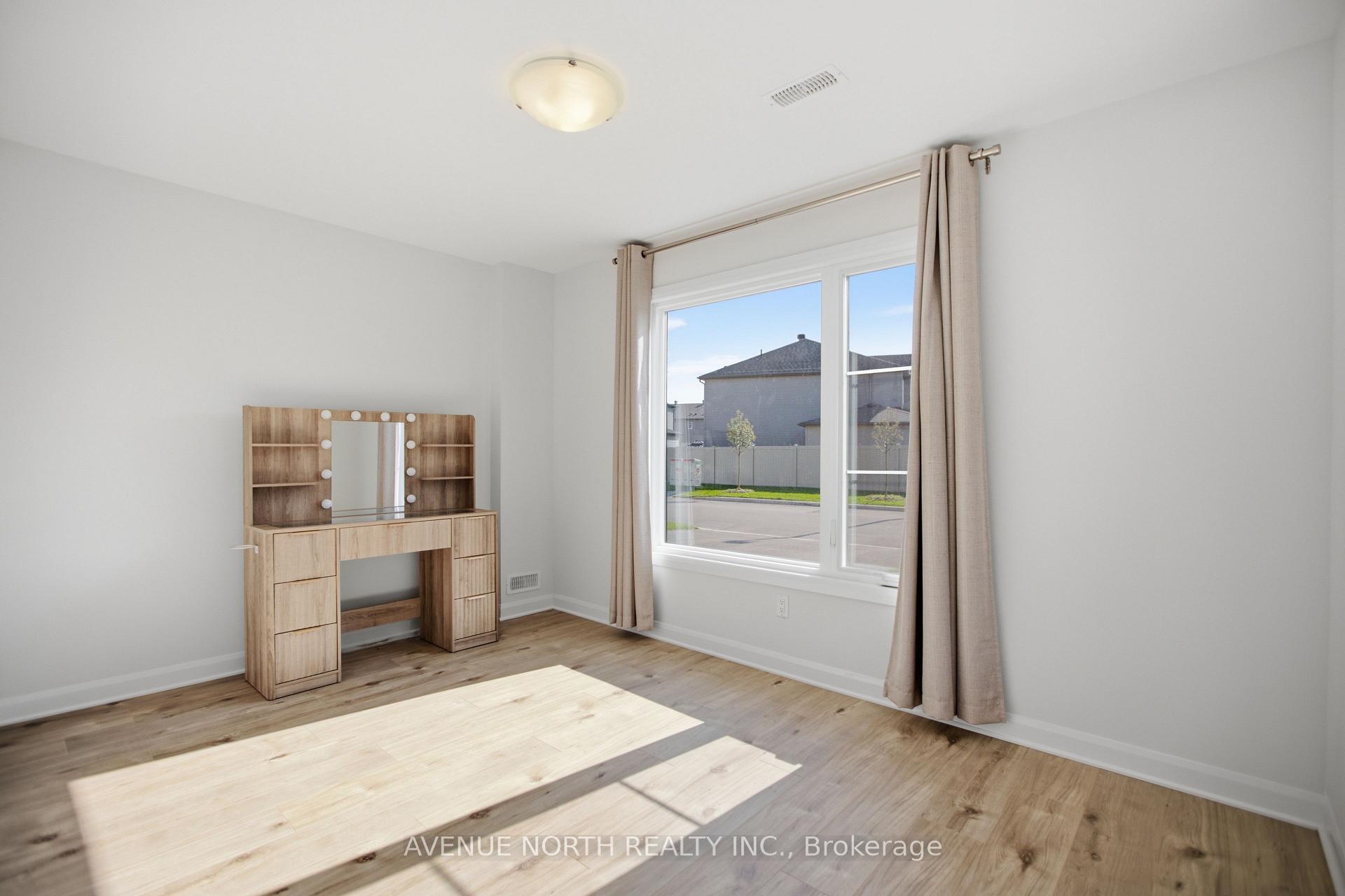 Photo 6 of 532 Convenire Row, Ottawa, Avalon West — HOMEH