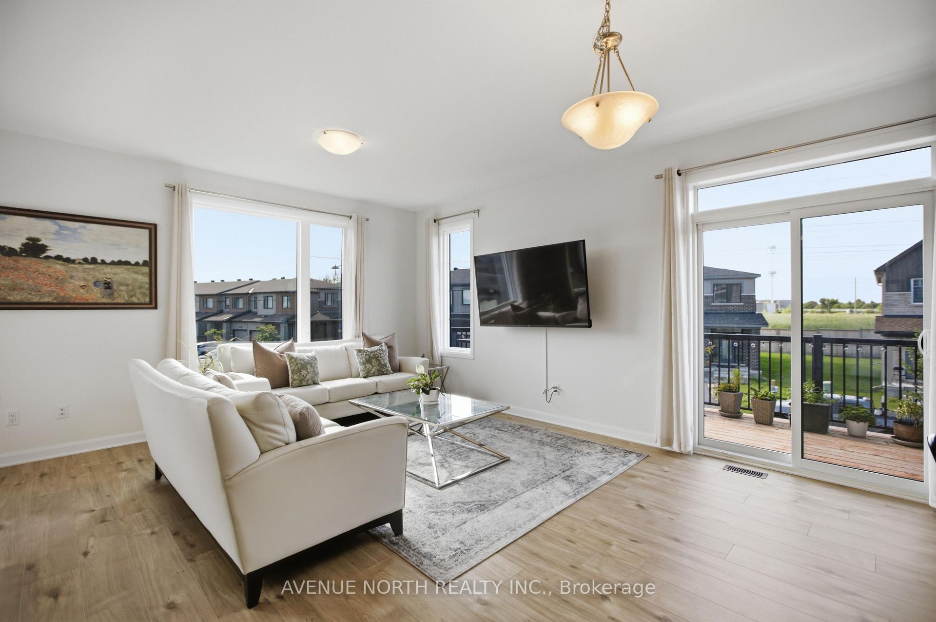 Photo 9 of 532 Convenire Row, Ottawa, Avalon West — HOMEH