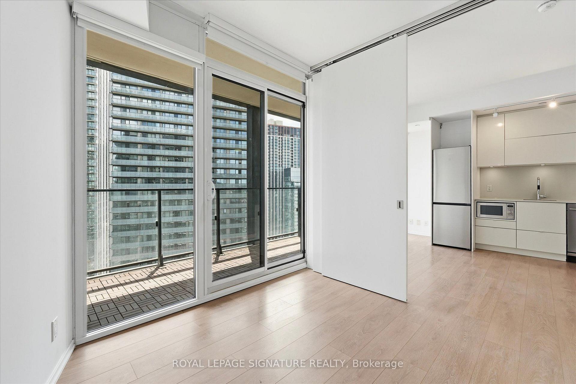Photo 16 of Unit 3012, 125 Peter Street, Toronto, Waterfront Communities — HOMEH