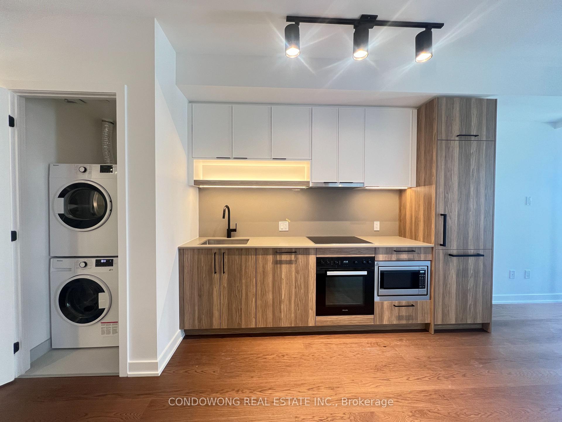 Photo 5 of Unit 1112, 91 Montclair Avenue, Toronto, Forest Hill South — HOMEH