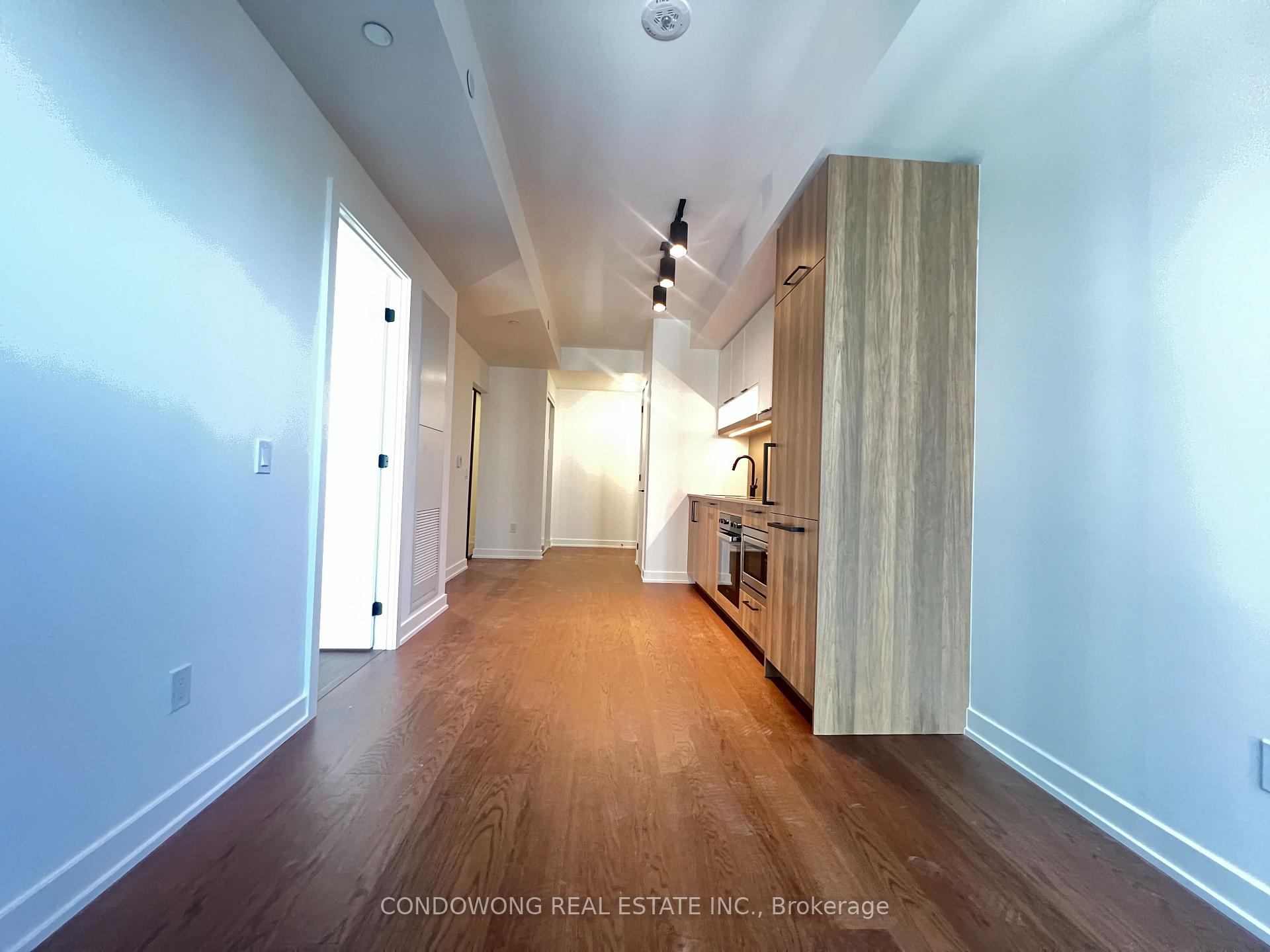 Photo 9 of Unit 1112, 91 Montclair Avenue, Toronto, Forest Hill South — HOMEH