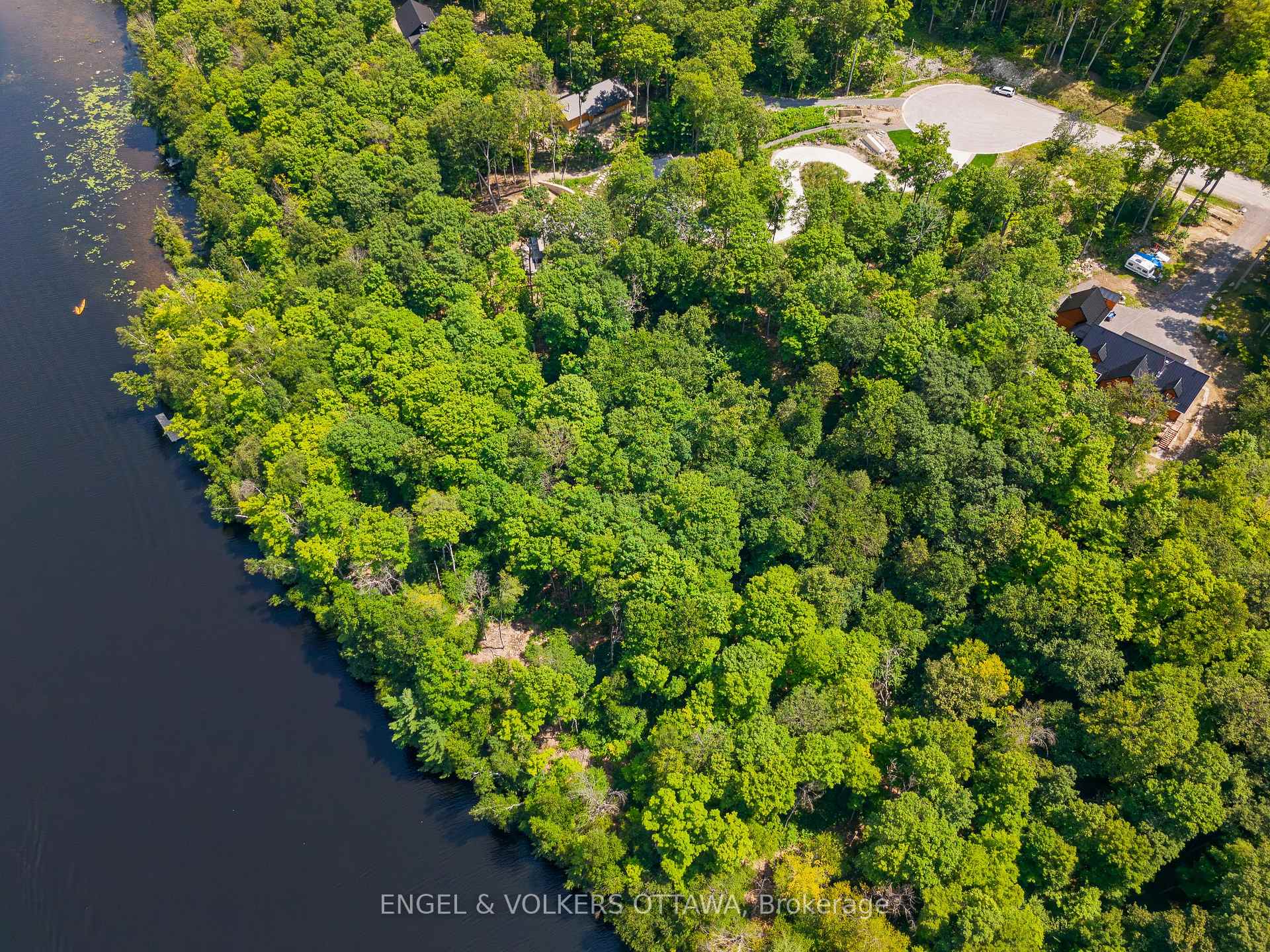 Photo 3 of 223 Shady Maple Road, McNab/Braeside, Mcnab/Braeside Twps — HOMEH