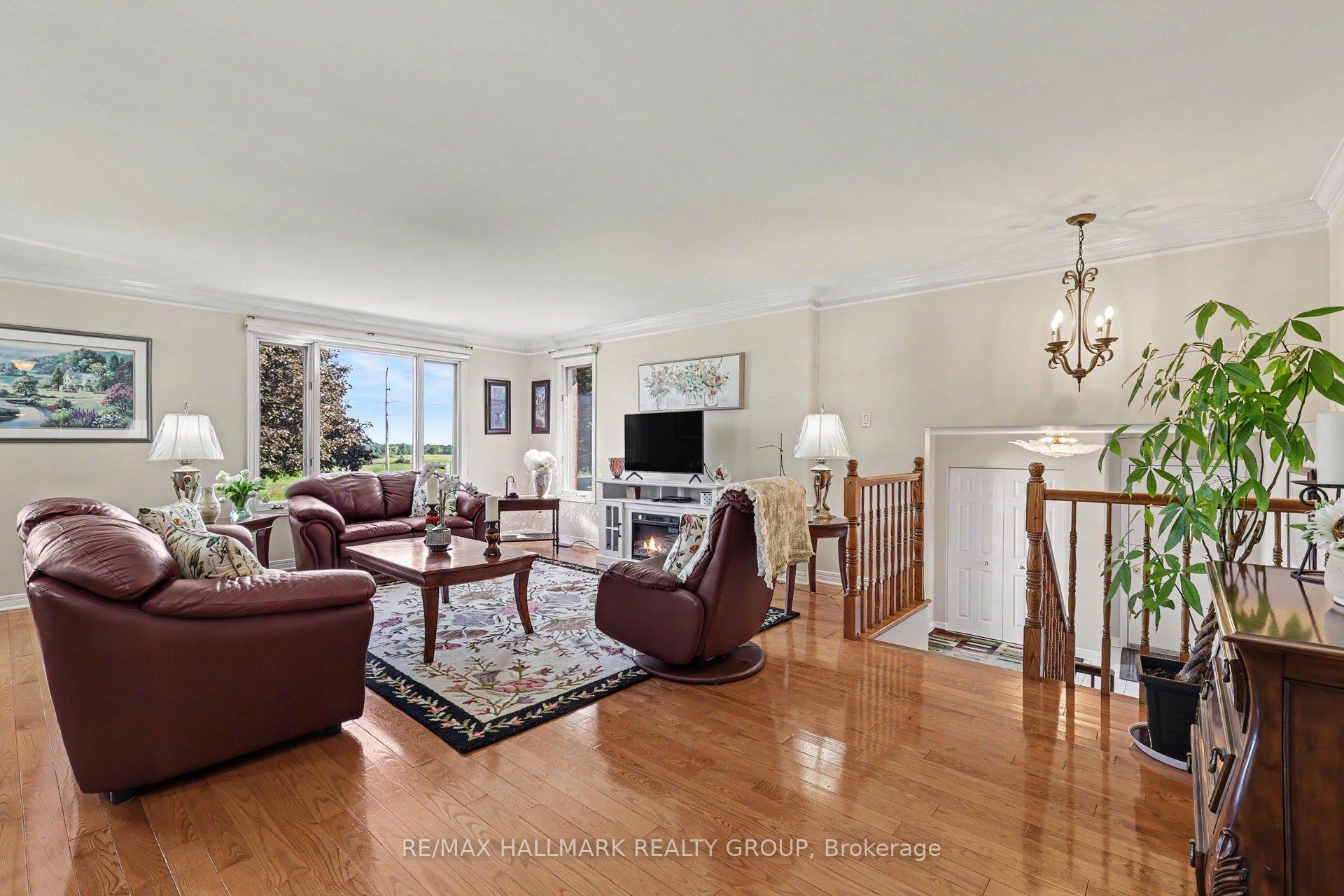 Photo 11 of 1721 Carsonby Road E, Ottawa, Manotick South to Roger Stevens — HOMEH