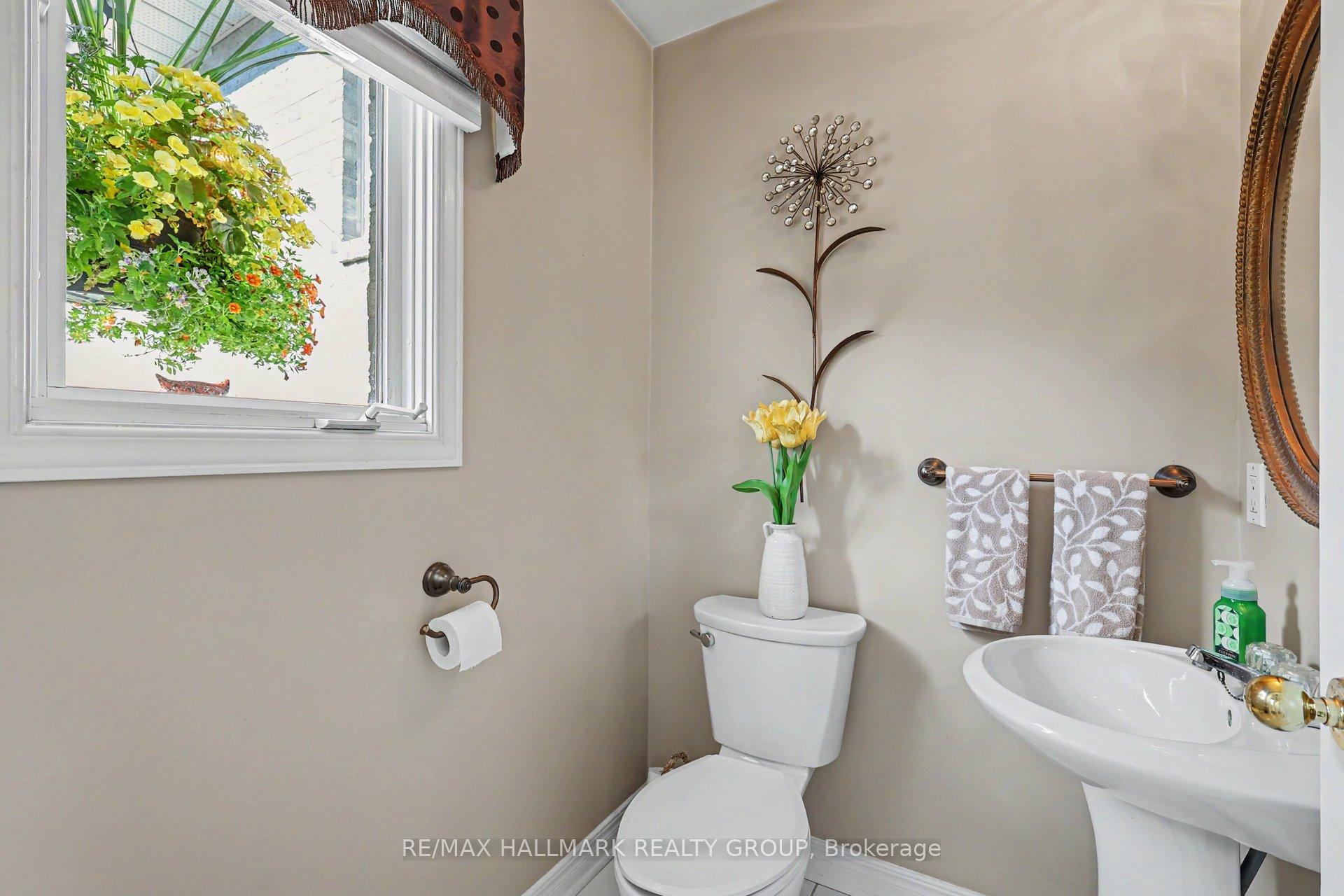 Photo 19 of 1721 Carsonby Road E, Ottawa, Manotick South to Roger Stevens — HOMEH