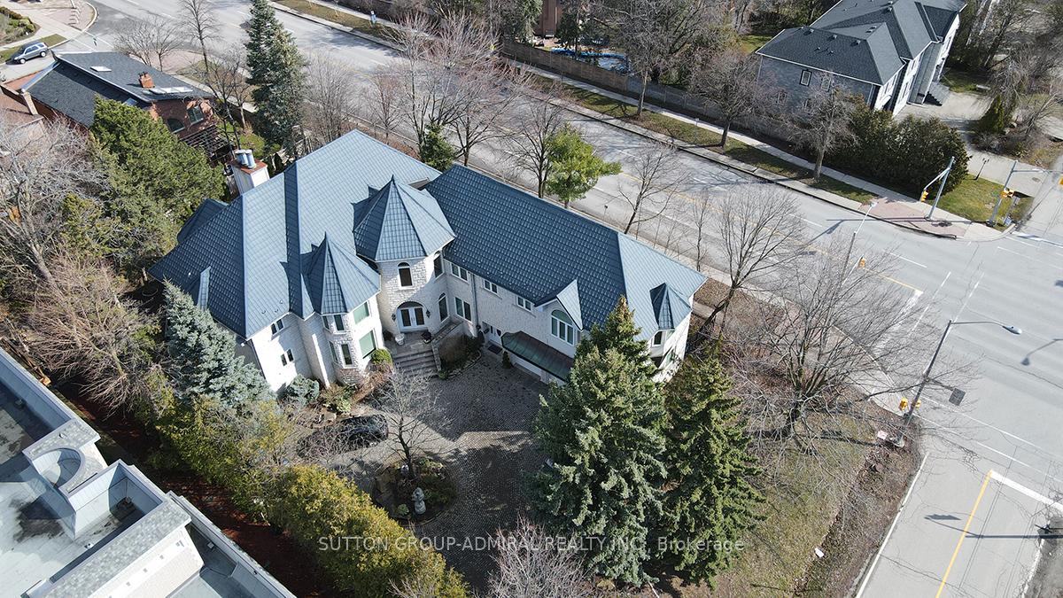 Photo 1 of 206 Arnold Avenue, Vaughan, Crestwood-Springfarm-Yorkhill — HOMEH