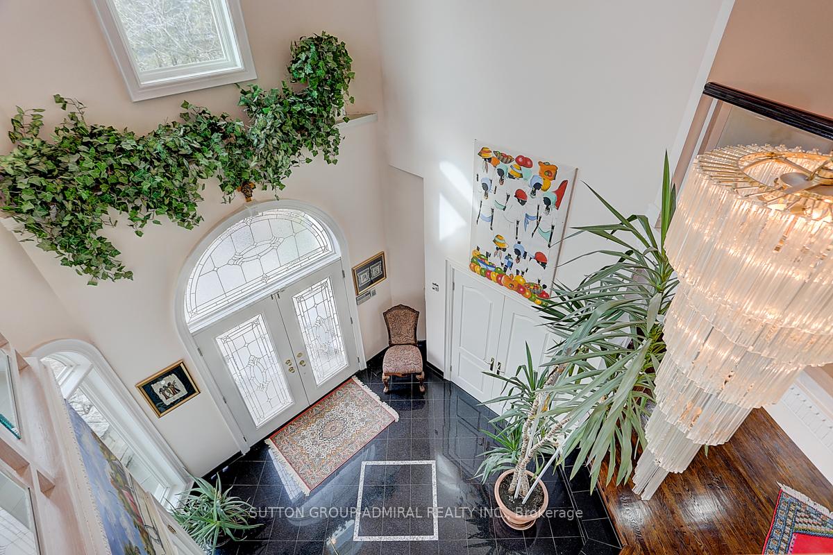 Photo 17 of 206 Arnold Avenue, Vaughan, Crestwood-Springfarm-Yorkhill — HOMEH