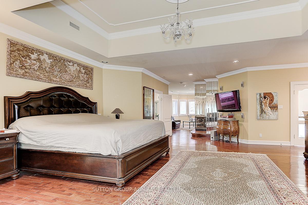 Photo 19 of 206 Arnold Avenue, Vaughan, Crestwood-Springfarm-Yorkhill — HOMEH