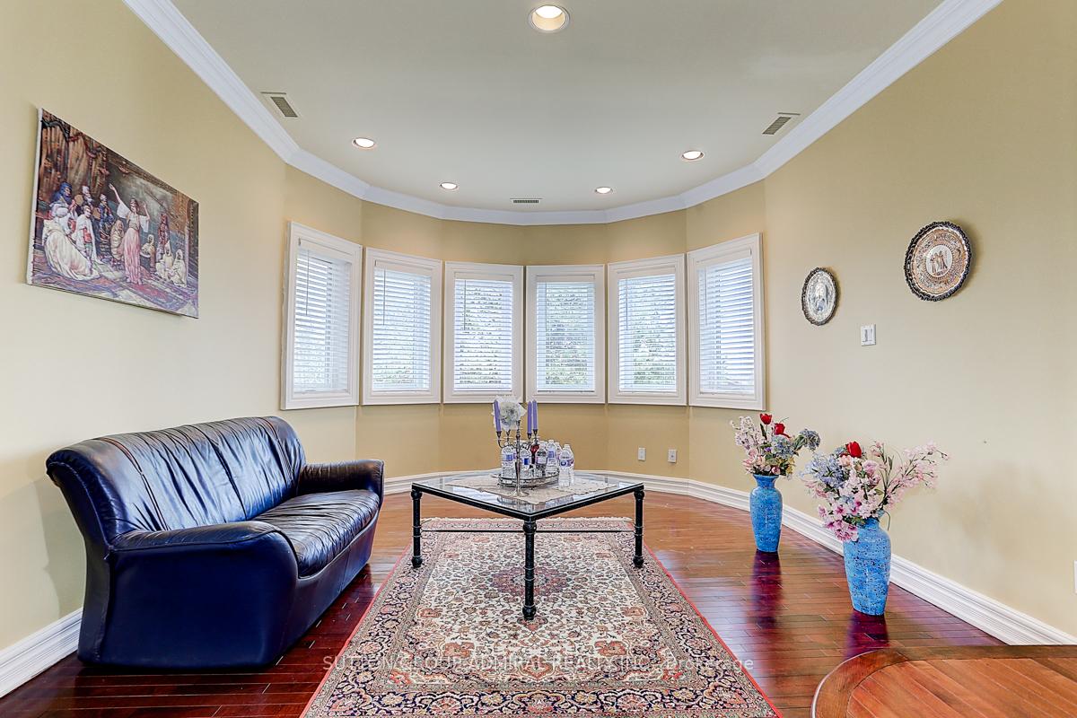 Photo 20 of 206 Arnold Avenue, Vaughan, Crestwood-Springfarm-Yorkhill — HOMEH