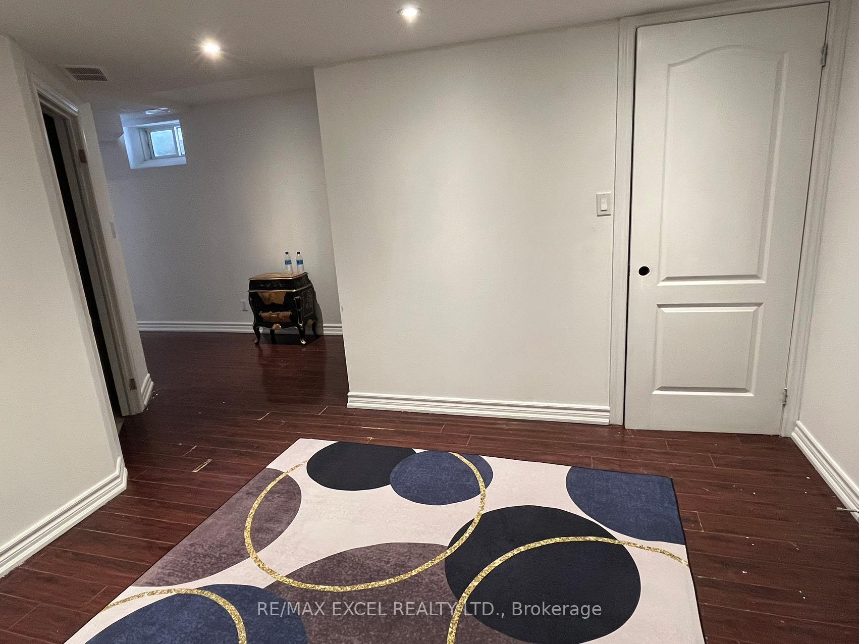 Photo 2 of Unit Bsmt, 63 William Bartlett Drive, Markham, Berczy — HOMEH