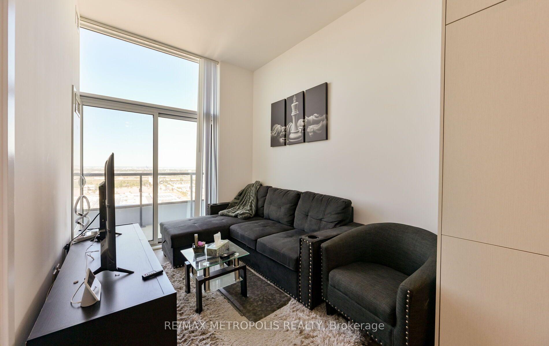 Photo 21 of Unit 1601, 60 Honeycrisp Crescent, Vaughan, Vaughan Corporate Centre — HOMEH