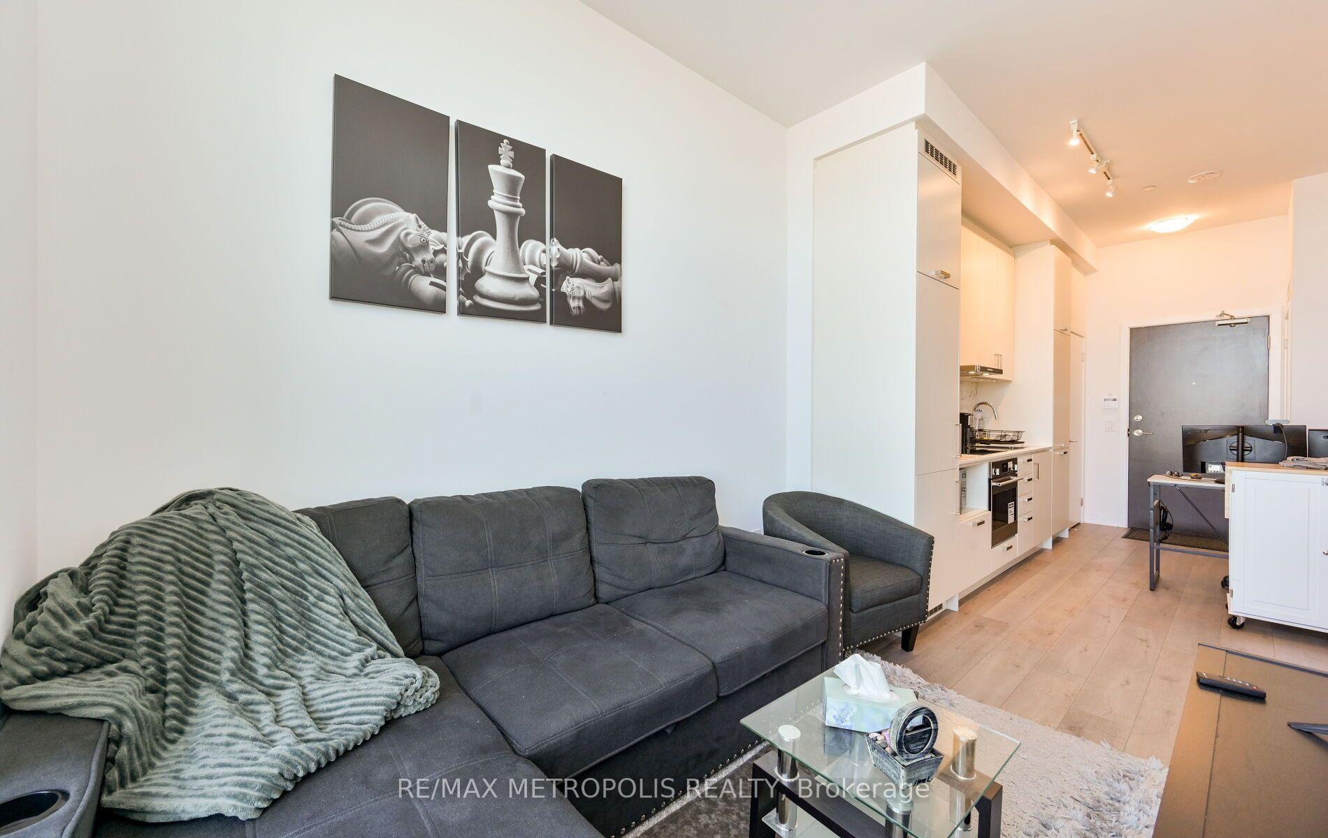 Photo 23 of Unit 1601, 60 Honeycrisp Crescent, Vaughan, Vaughan Corporate Centre — HOMEH