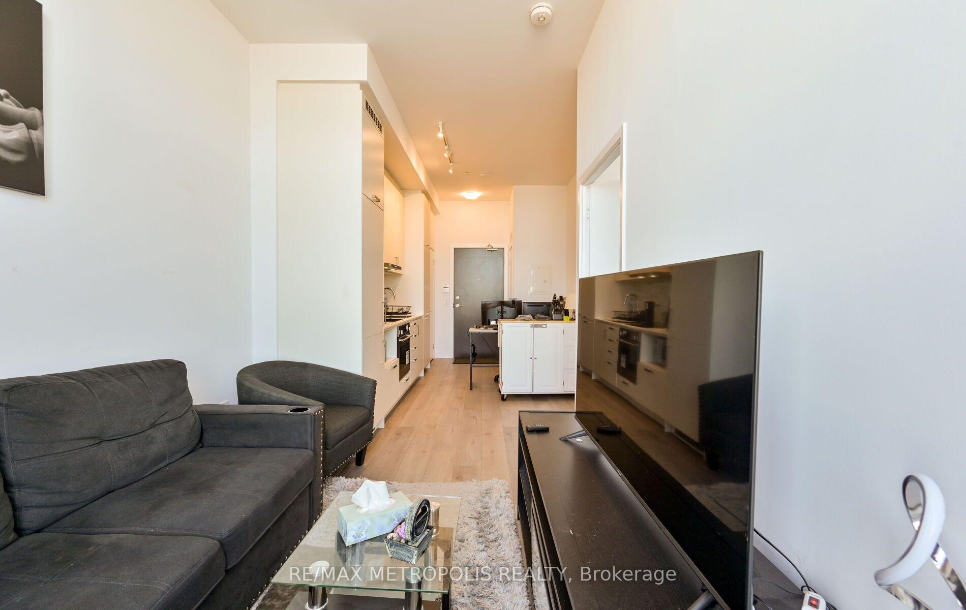 Photo 24 of Unit 1601, 60 Honeycrisp Crescent, Vaughan, Vaughan Corporate Centre — HOMEH