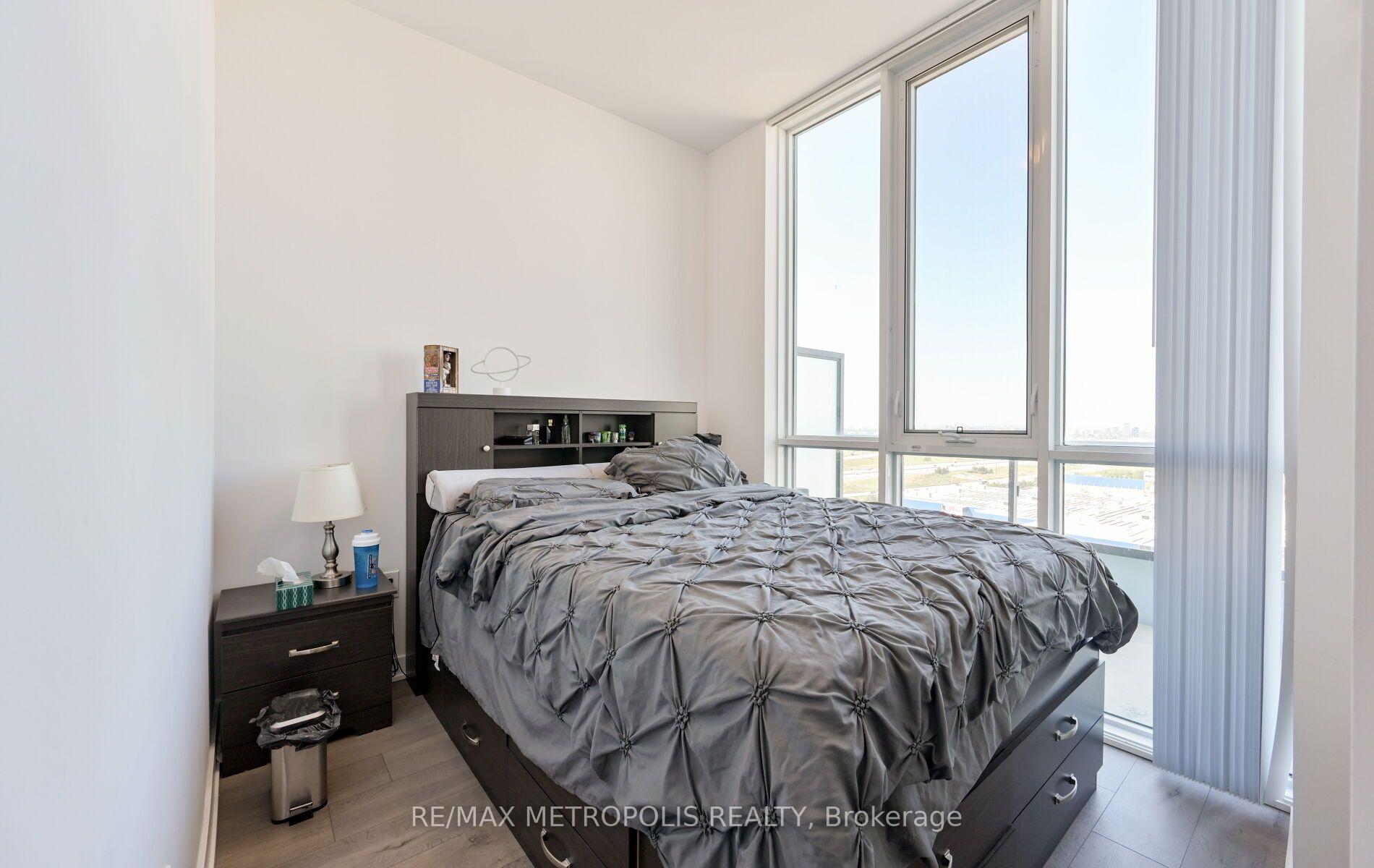 Photo 25 of Unit 1601, 60 Honeycrisp Crescent, Vaughan, Vaughan Corporate Centre — HOMEH