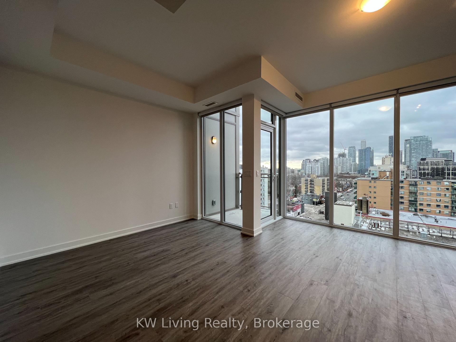 Photo 4 of Unit 1105, 1 Cardiff Road, Toronto, Mount Pleasant East — HOMEH