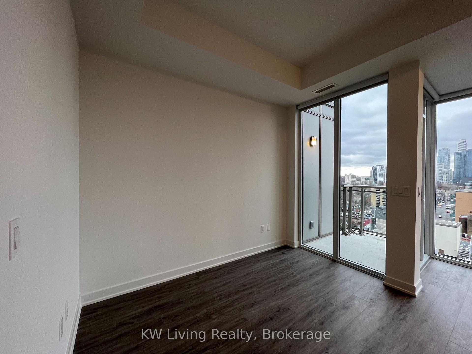 Photo 5 of Unit 1105, 1 Cardiff Road, Toronto, Mount Pleasant East — HOMEH