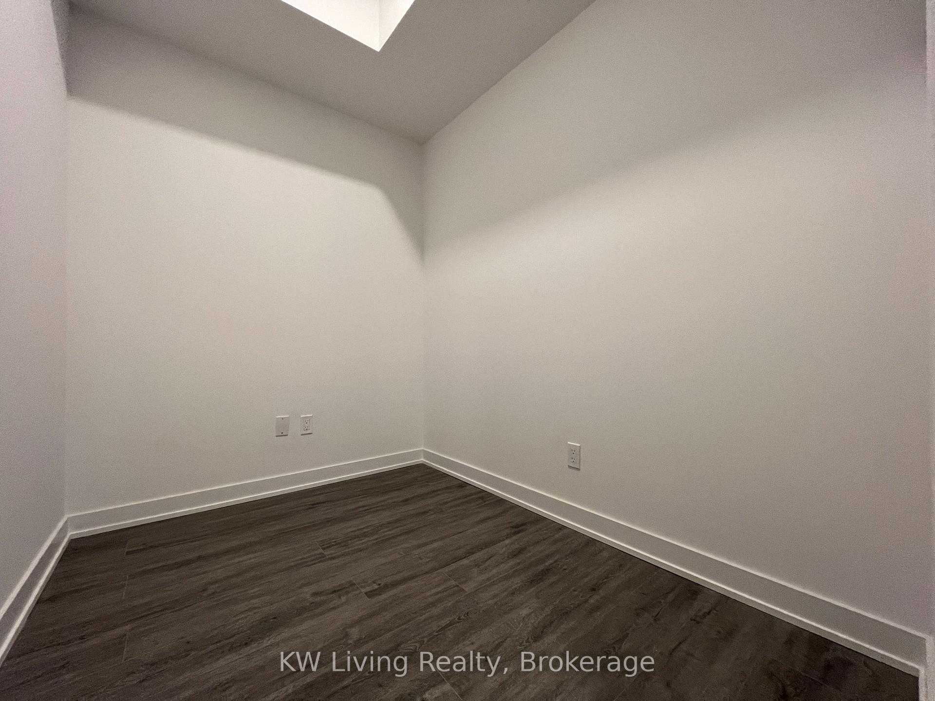 Photo 12 of Unit 1105, 1 Cardiff Road, Toronto, Mount Pleasant East — HOMEH