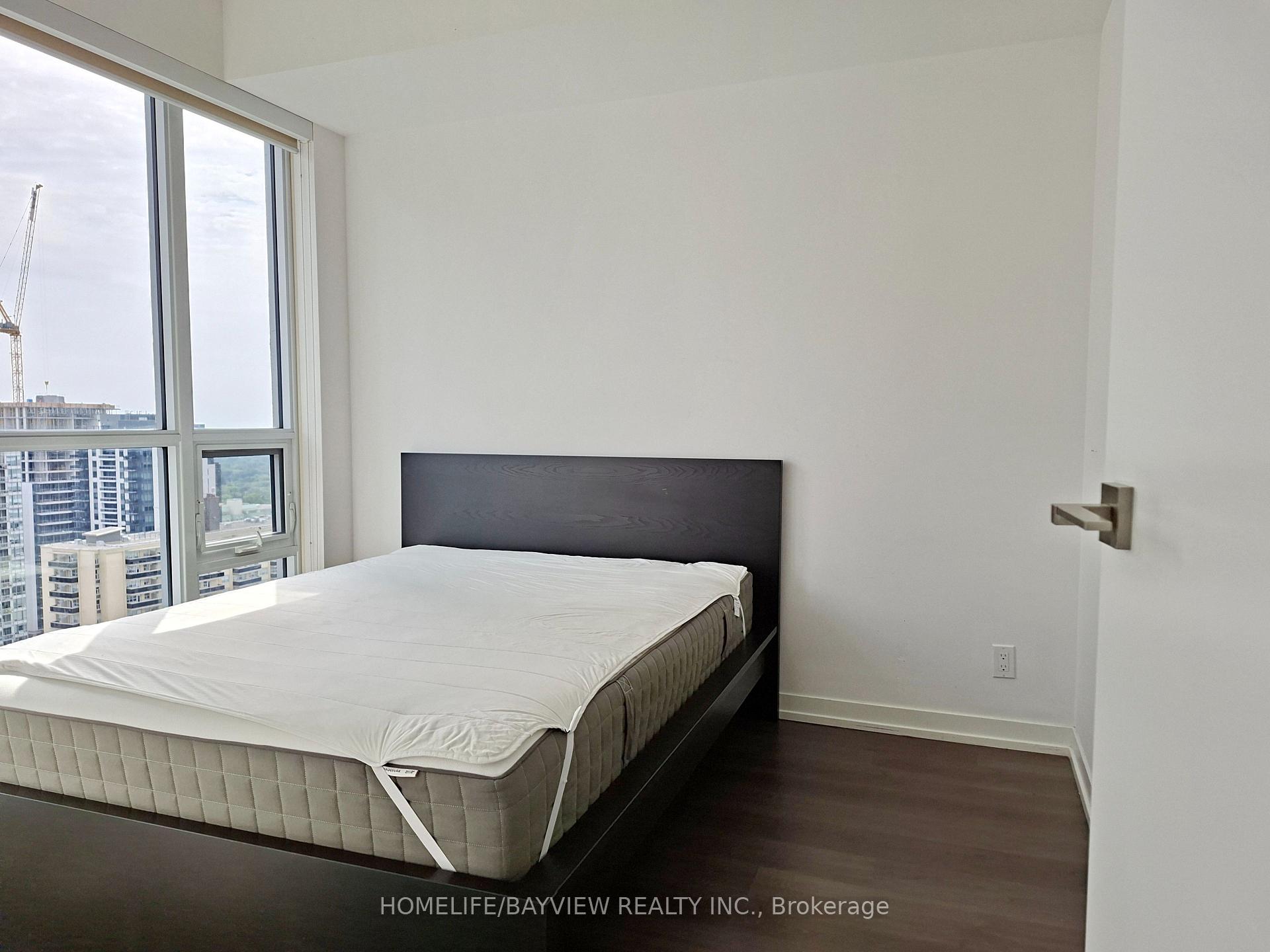 Photo 14 of Unit 2106, 89 Dunfield Avenue, Toronto, Mount Pleasant West — HOMEH