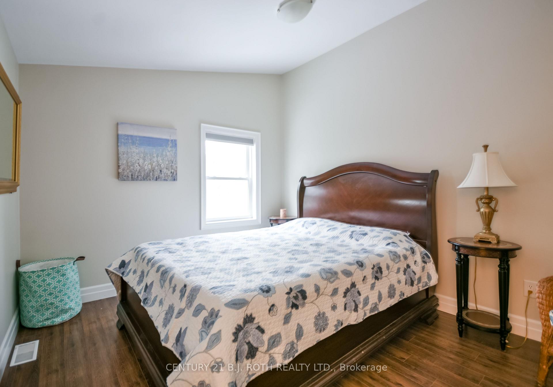 Photo 23 of 991 Shore Lane, Wasaga Beach — HOMEH