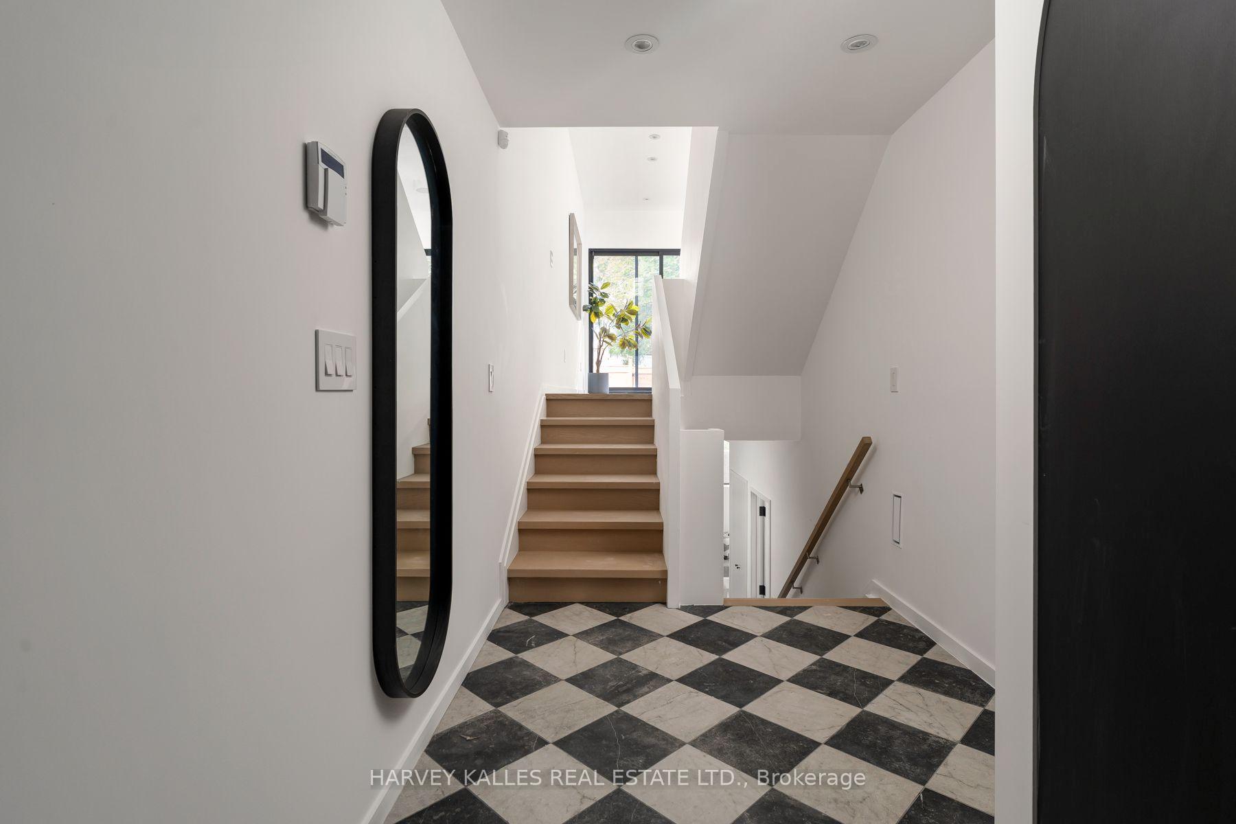 Photo 2 of 534 Duplex Avenue, Toronto, Yonge-Eglinton — HOMEH