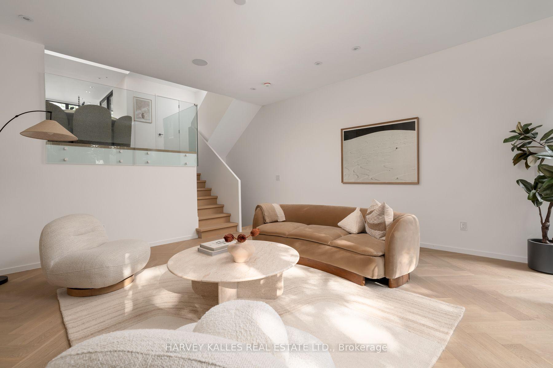 Photo 5 of 534 Duplex Avenue, Toronto, Yonge-Eglinton — HOMEH