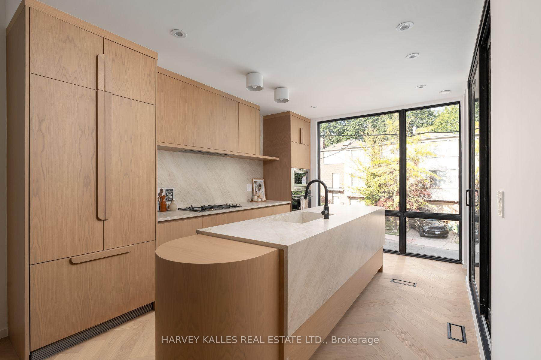Photo 8 of 534 Duplex Avenue, Toronto, Yonge-Eglinton — HOMEH