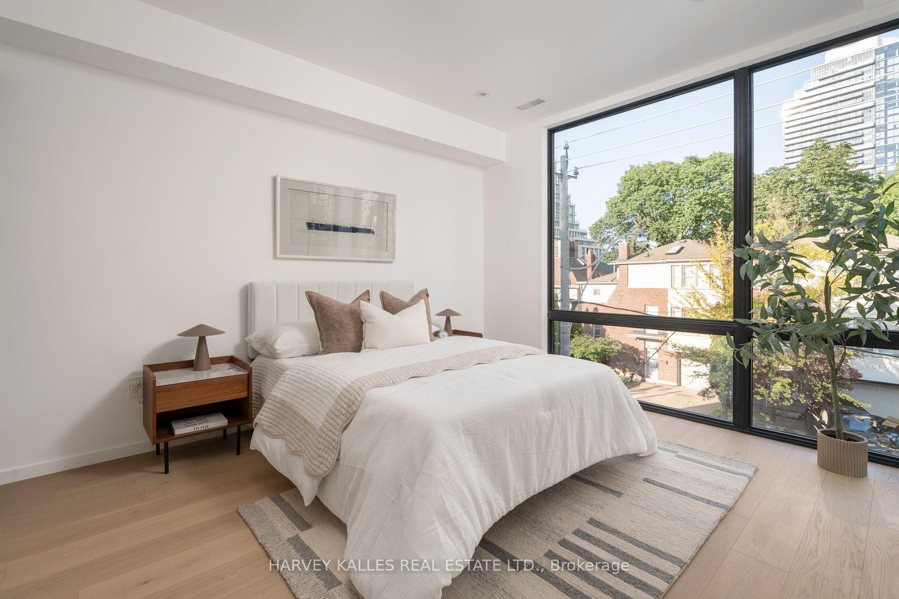 Photo 12 of 534 Duplex Avenue, Toronto, Yonge-Eglinton — HOMEH