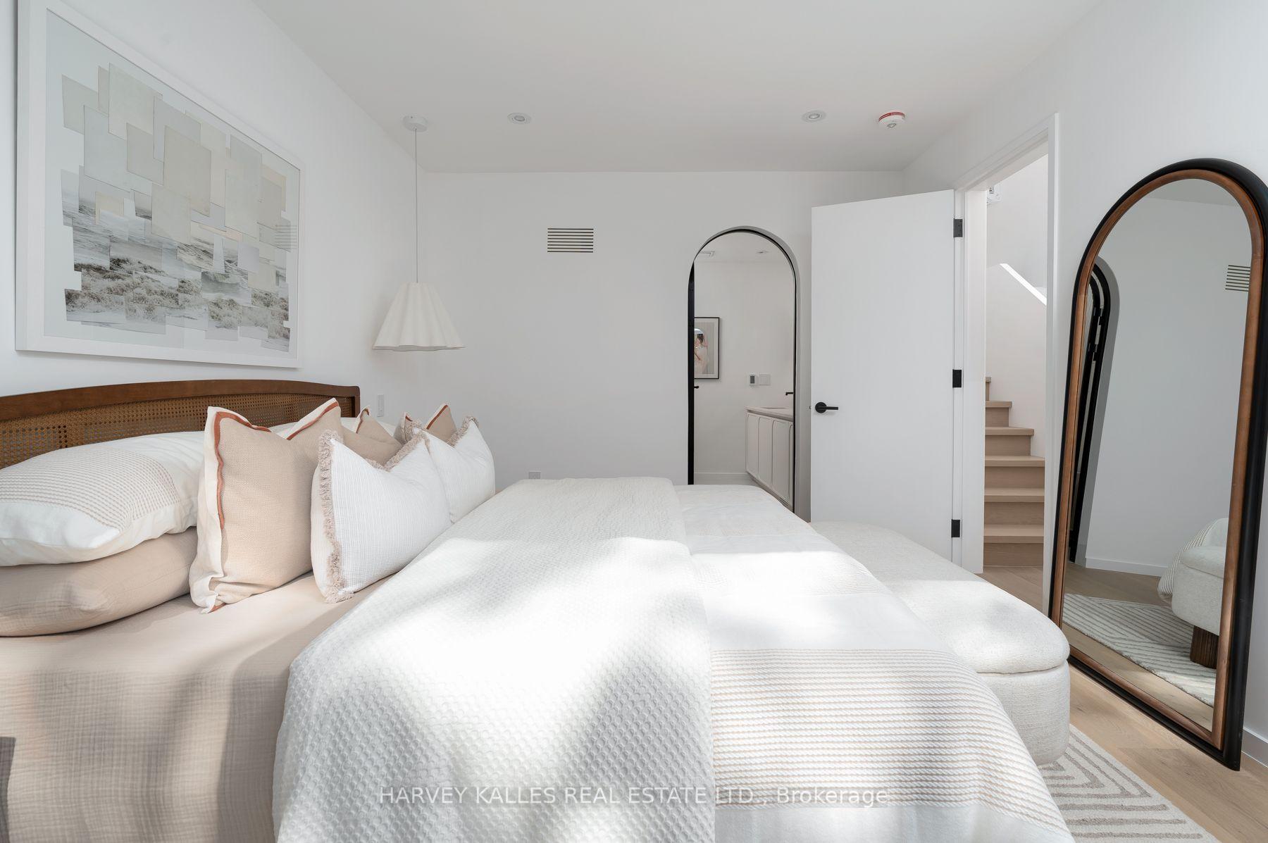 Photo 27 of 534 Duplex Avenue, Toronto, Yonge-Eglinton — HOMEH
