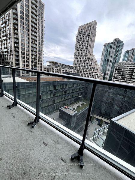Photo 15 of Unit 902, 38 Iannuzzi Street, Toronto, Waterfront Communities — HOMEH