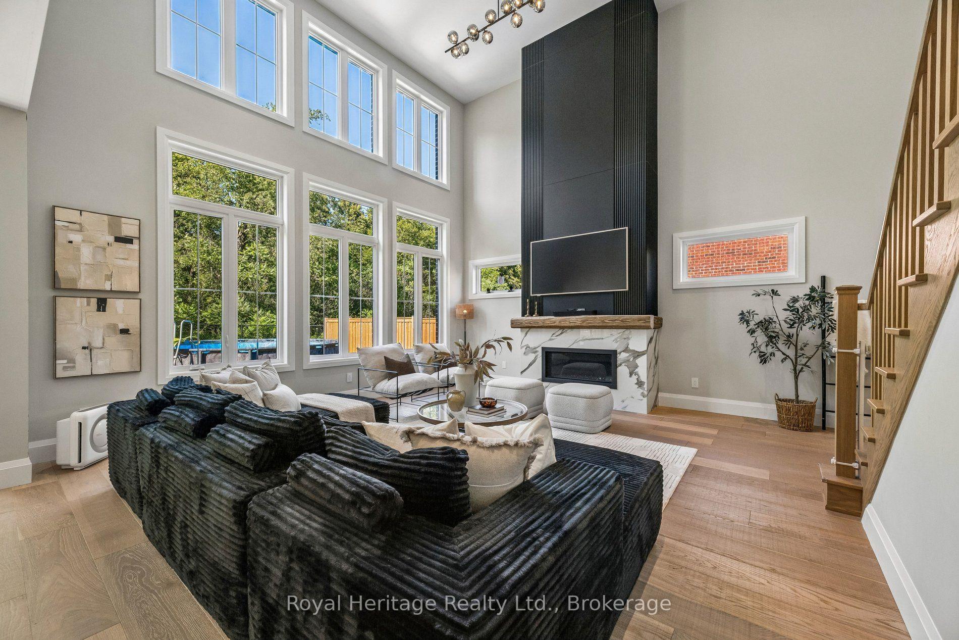 Photo 7 of 55 Harry Lee Crescent, Clarington, Bowmanville — HOMEH
