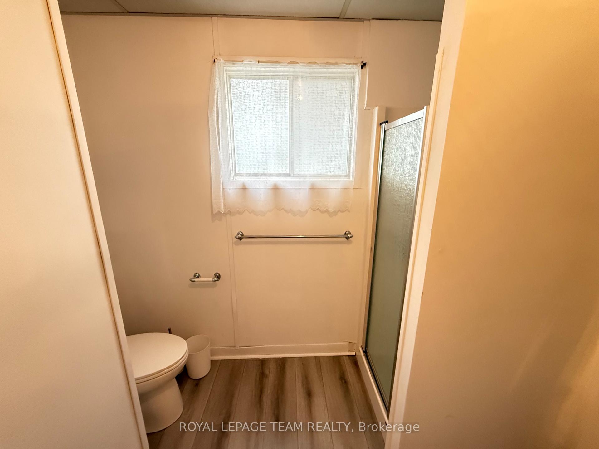 Photo 14 of Unit B, 1523 Maxime Street, Ottawa, Pineview — HOMEH